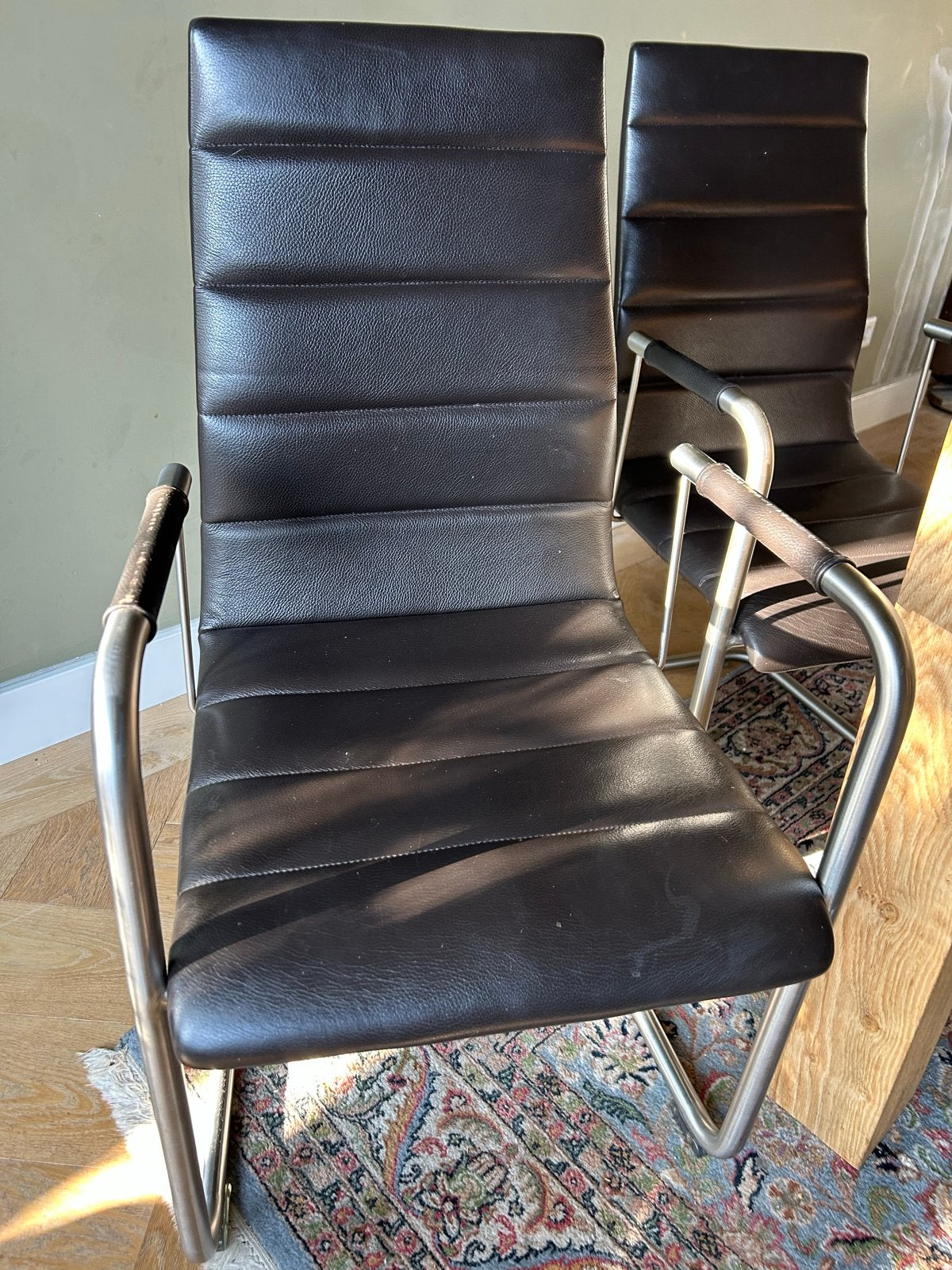 Set van 6 donkerbruine lederen kwaliteitsstoelen, Huis en Inrichting, Stoelen, Gebruikt, Bruin, Leer, Ophalen of Verzenden