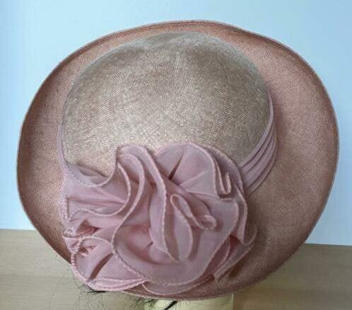 Hoed maat 56 van Kangol, Ophalen of Verzenden, Zo goed als nieuw, 56 of 57 cm (M, 7 of 7⅛ inch), Hoed