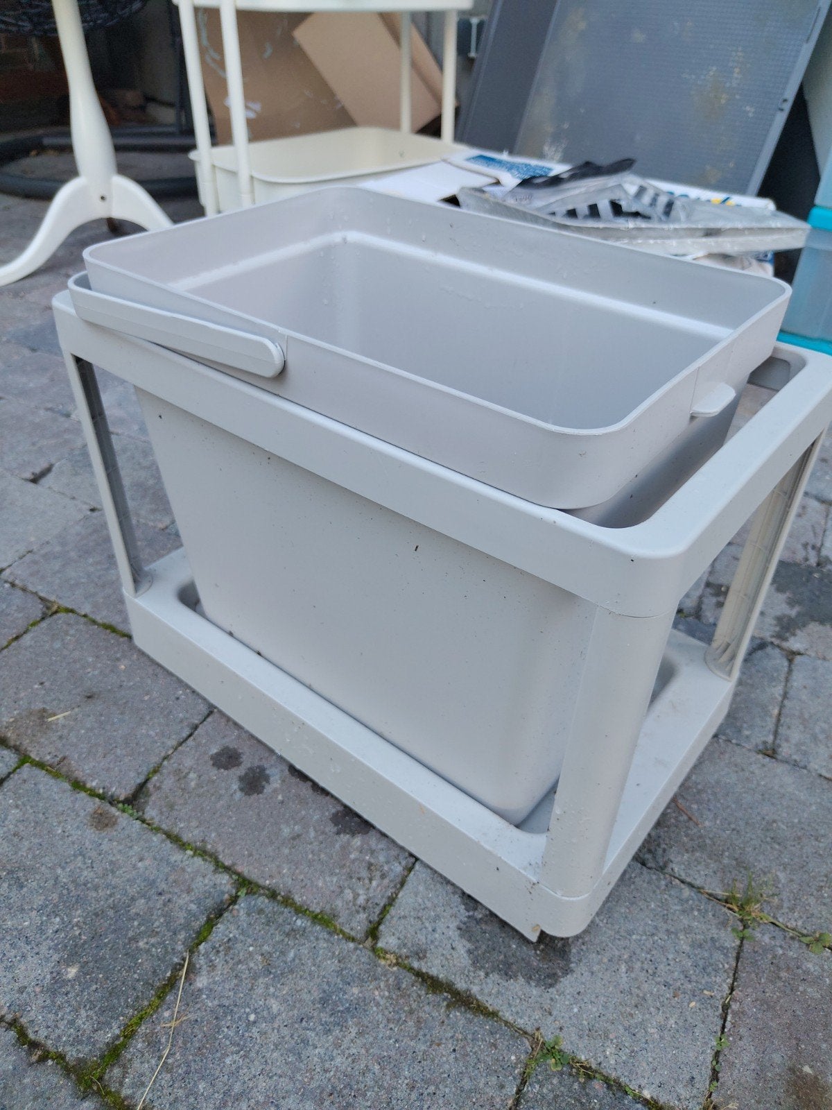 IKEA HÅLLBAR Afvalscheidingssysteem met uittrekframe, Ophalen, Zo goed als nieuw, Grijs, Kunststof
