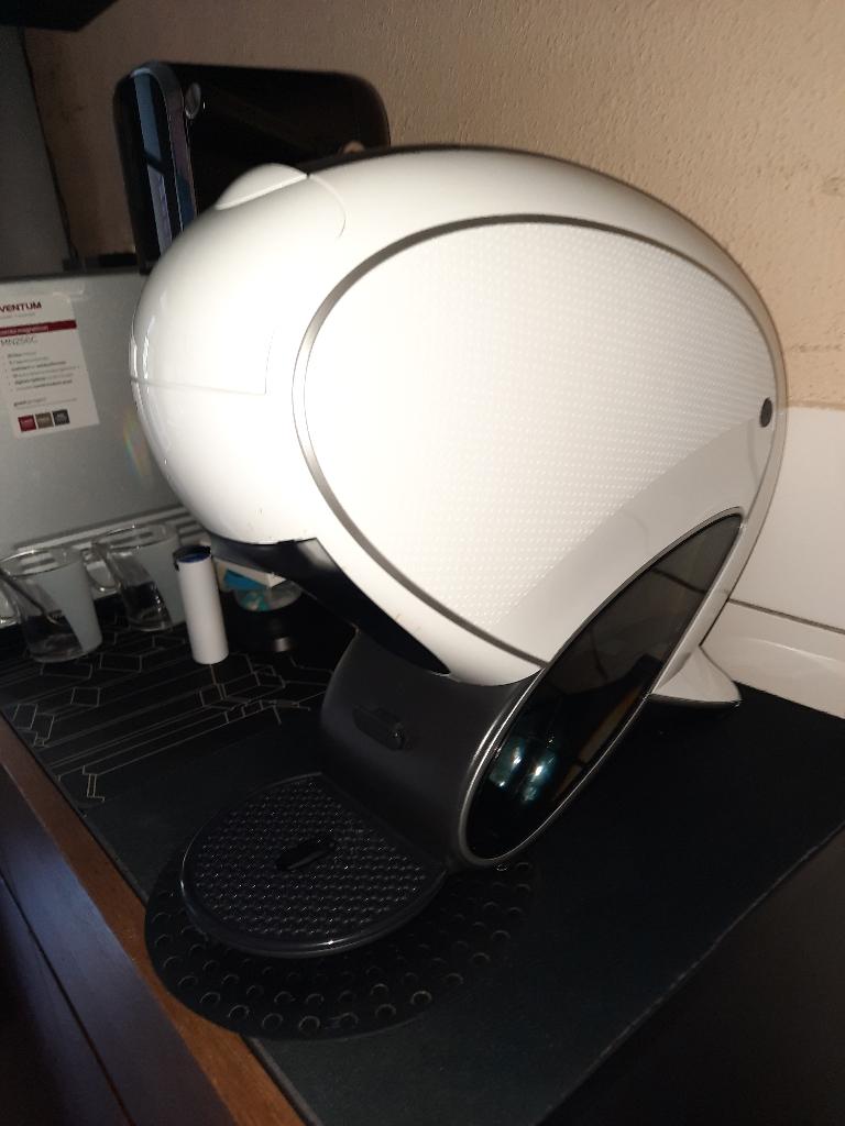 NEO Latte koffie apparaat,, Ophalen, Koffiemachine, Zo goed als nieuw, 2 tot 4 kopjes