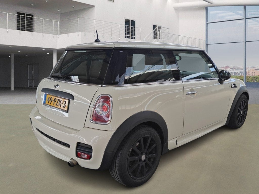 Mini 3-Deurs 1.6 One MINIMALIST Business Line|JOHN COOPER WO, Auto's, Mini, Voorwielaandrijving, Euro 5, 4 stoelen, Wit