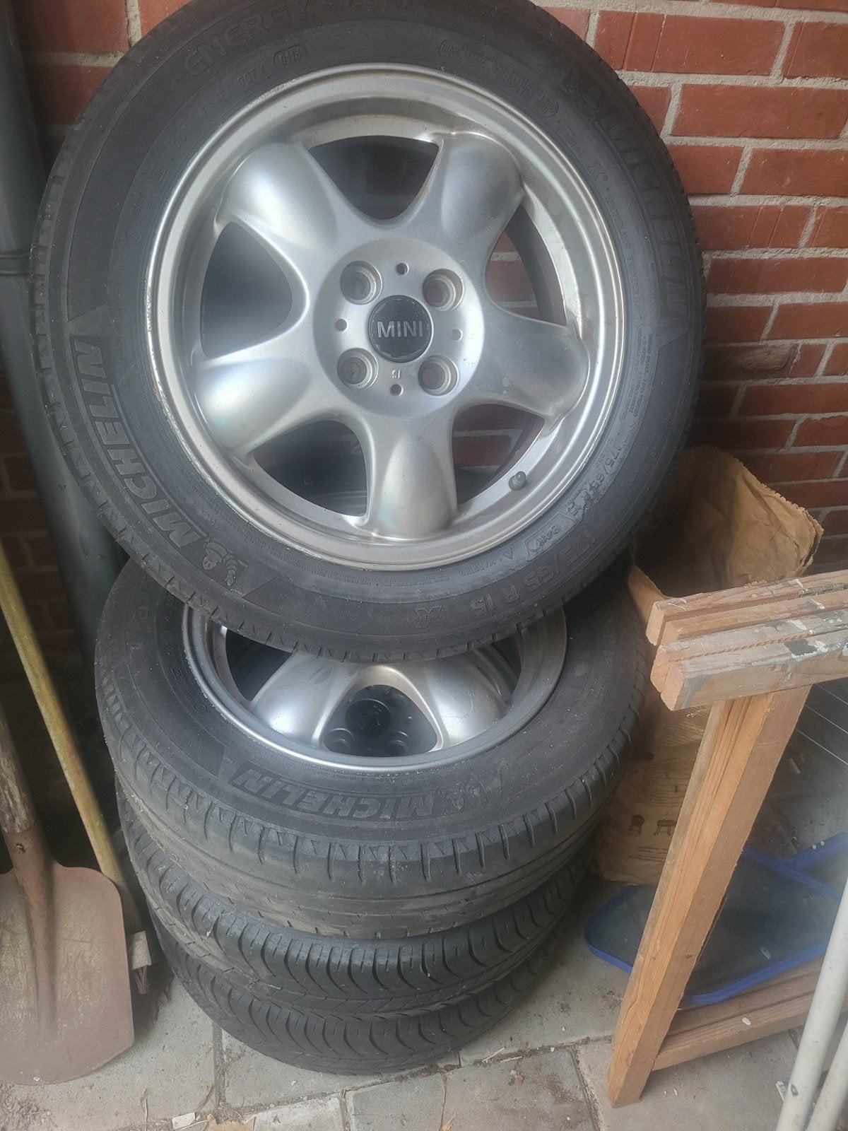 Mini velgen plus banden, Ophalen, Gebruikt, 15 inch, 175 mm