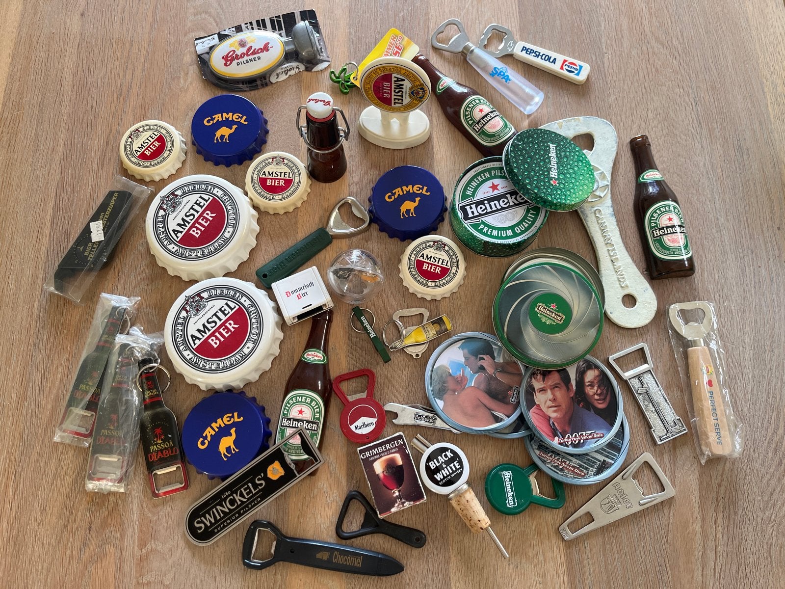 Grote verzameling flesopeners / bieropeners en accessoires, Gebruikt, Ophalen of Verzenden, Nvt, Nvt