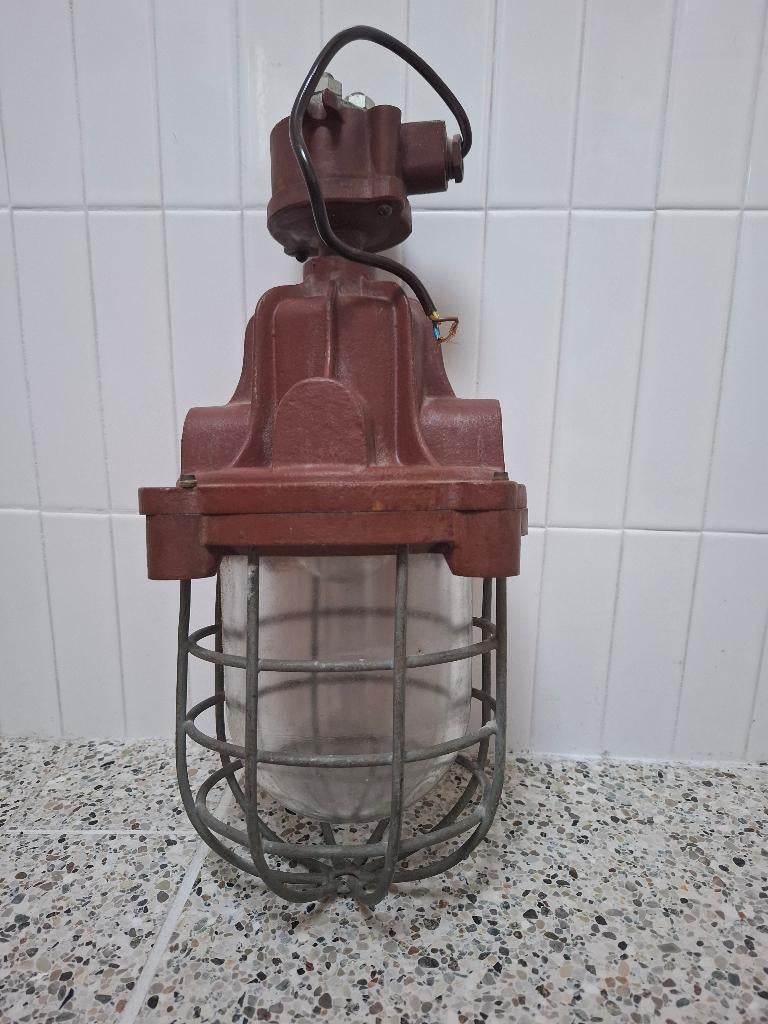 Industriële vintage bully bunker kooilamp, Gebruikt, Ophalen of Verzenden, Glas, Minder dan 50 cm