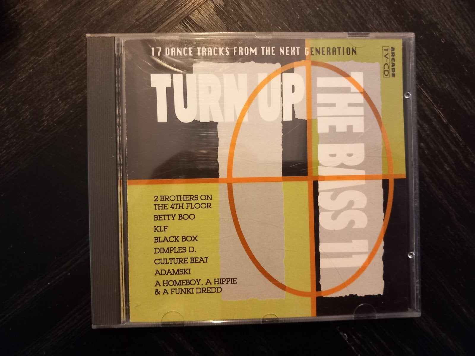Turn Up The Bass 11 - Dance Tracks From The Next Generati, Ophalen of Verzenden, Gebruikt, Dance Populair