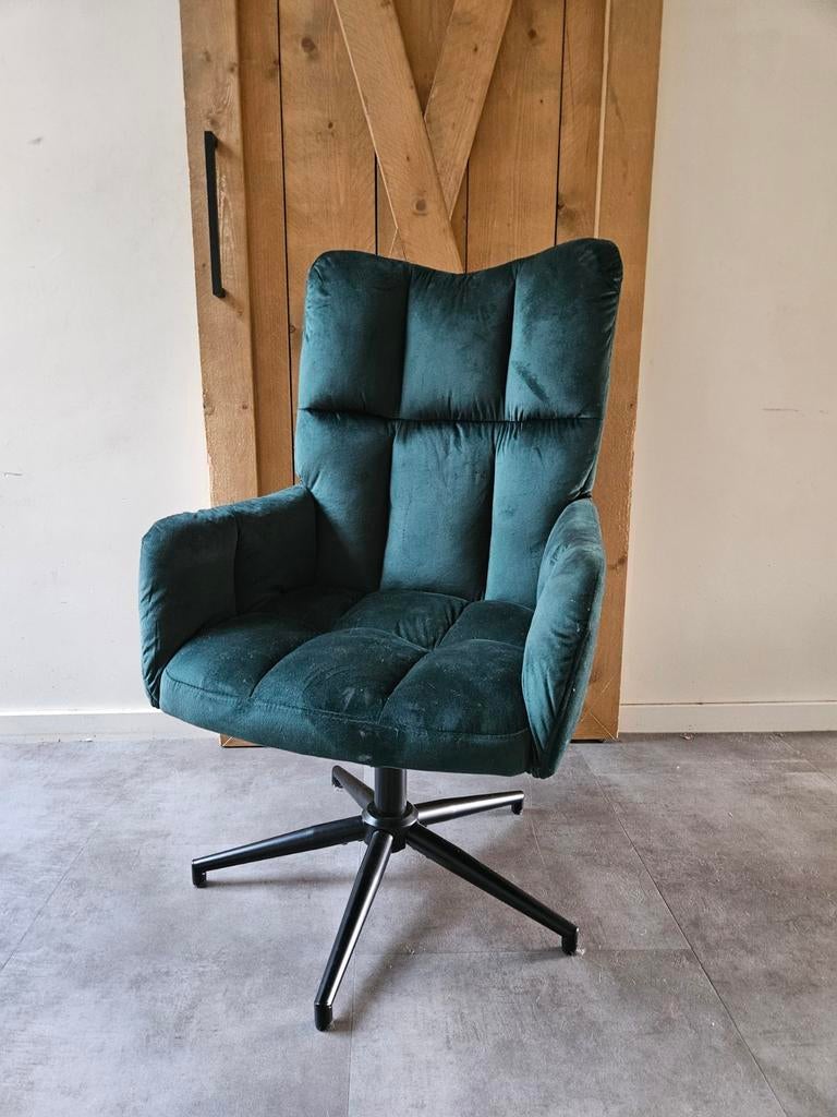 Comfortabele draaibare fauteuil in smaragdgroen velours, Huis en Inrichting, Stoelen, Ophalen, Modern, Comfortabel, Velours, Overige kleuren