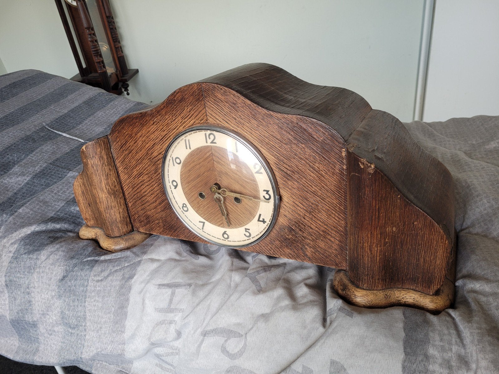 vintage wooden mantel clock (schoorsteenklok / pendule), Antiek en Kunst, Ophalen of Verzenden