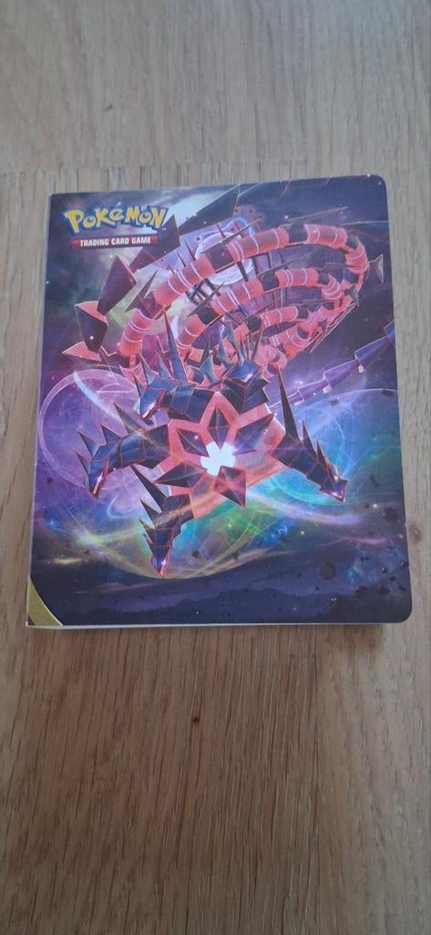 Pokémon verzamel boekje/mapje darkness ablaze, Ophalen of Verzenden, Nieuw, Boek of Catalogus, Foil