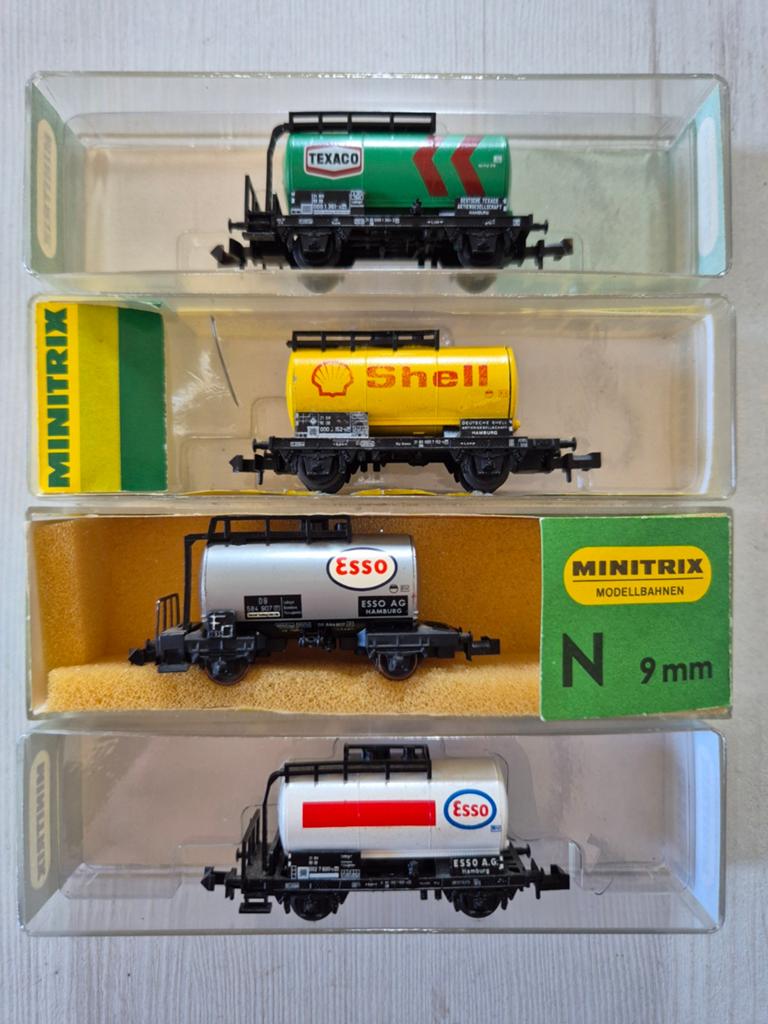 4 Minitrix ketelwagons, Gebruikt, Gelijkstroom, Trix, Wagon