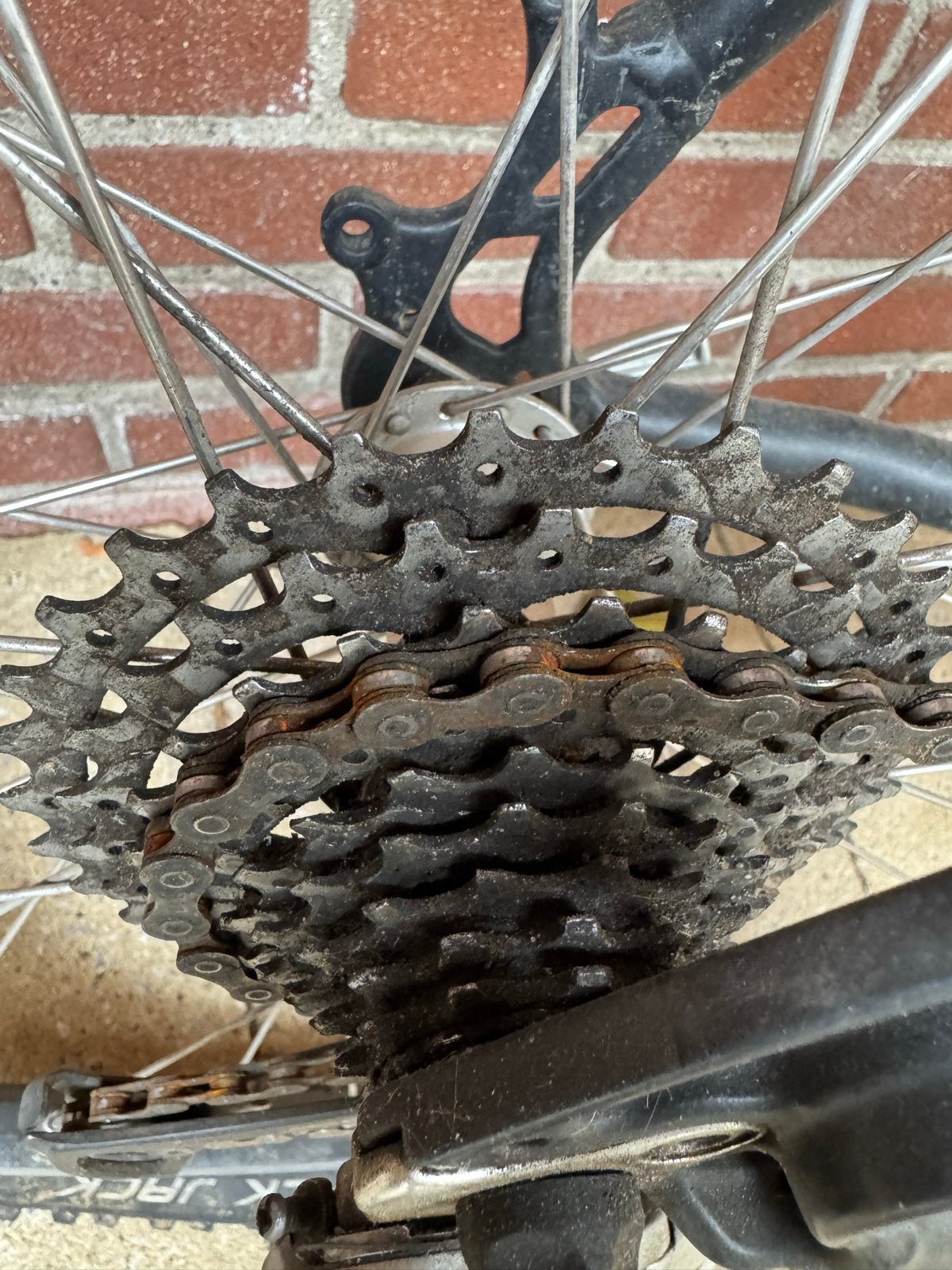 Foto 7 van Mountainbike met Shimano Deore XT en SR Suntour vering