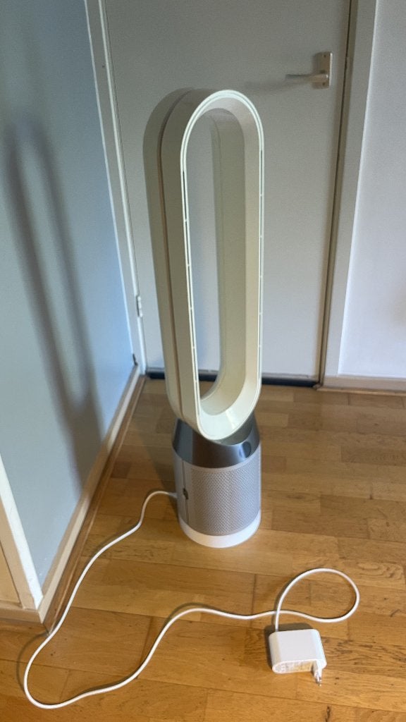 Dyson Ventilator TP04 pure cool tower met HEPA filter, Witgoed en Apparatuur, Ventilatoren, Ophalen, Ventilator met afstandsbediening
