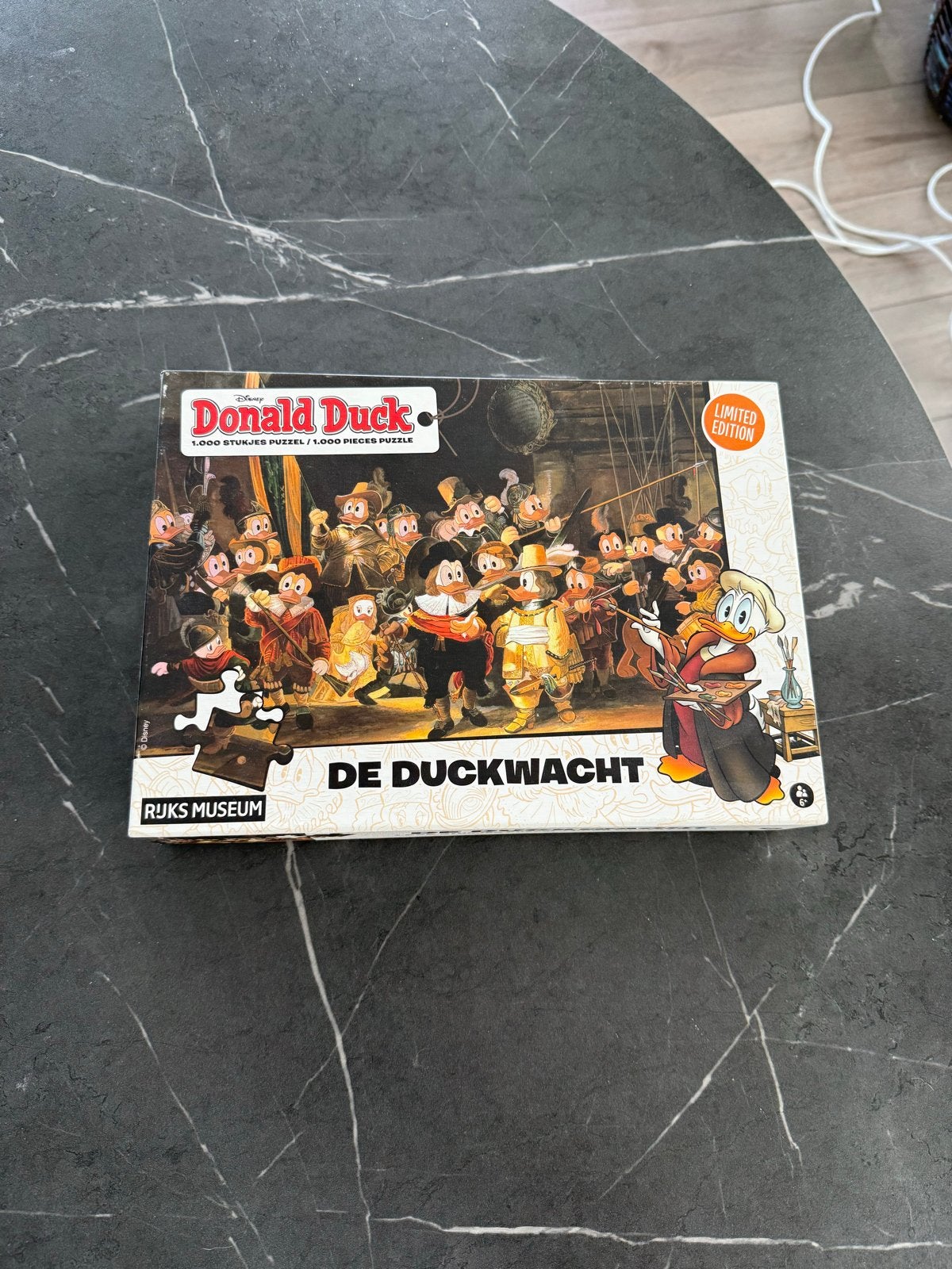 Donald Duck De Duckwacht Legpuzzel 1000 stukjes, Ophalen of Verzenden, 500 t/m 1500 stukjes, Zo goed als nieuw, Legpuzzel