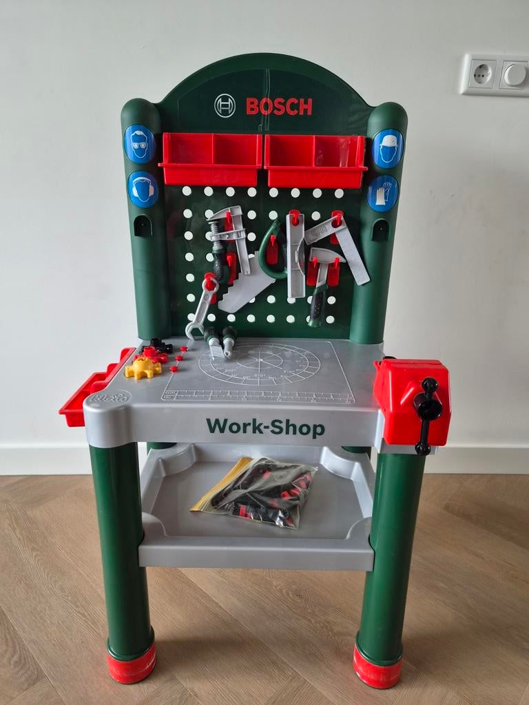 Bosch Speel Werkbank voor Kinderen - Complete Set, Ophalen, Zo goed als nieuw, Jongen of Meisje