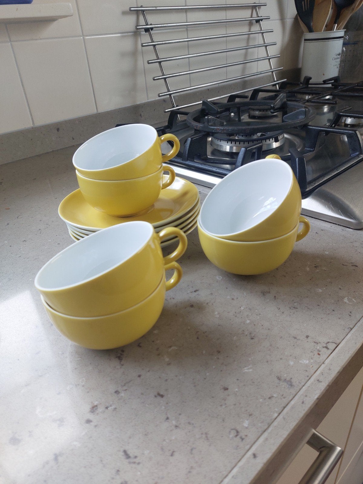 KAHLA Gele Kop en Schotel Set - 6 Stuks, Huis en Inrichting, Keuken | Servies, Ophalen, Zo goed als nieuw, Overige stijlen, Kop(pen) en/of Schotel(s)