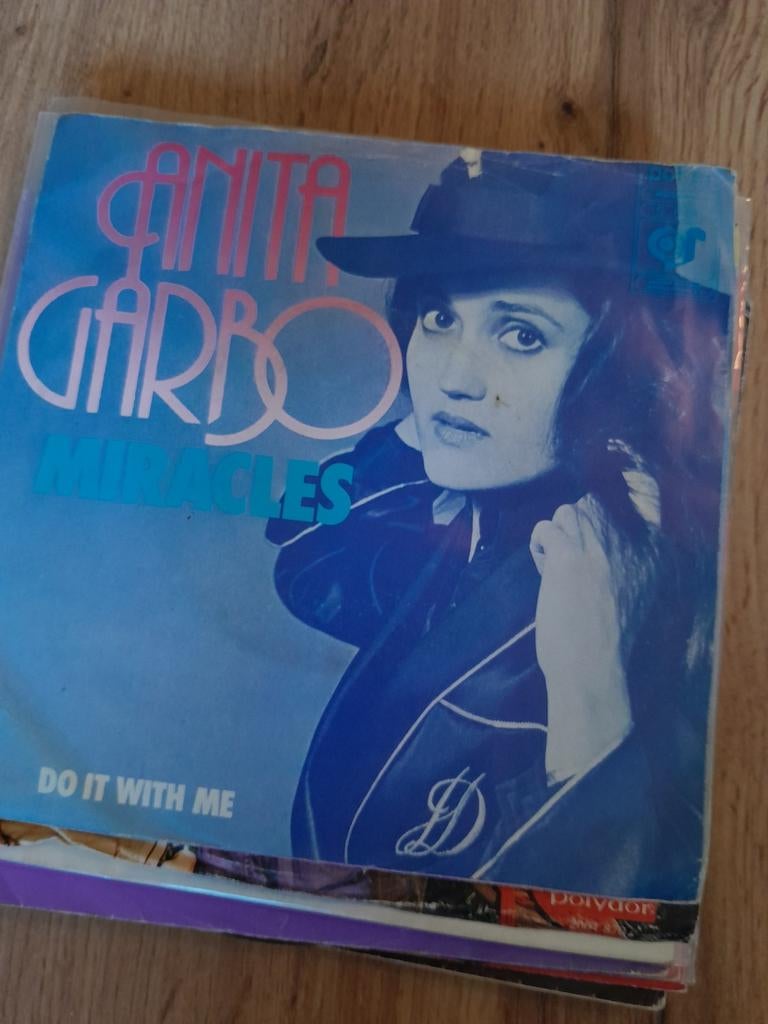 Anita carbo 7 inch mirales, Ophalen of Verzenden, Zo goed als nieuw, Nederlandstalig
