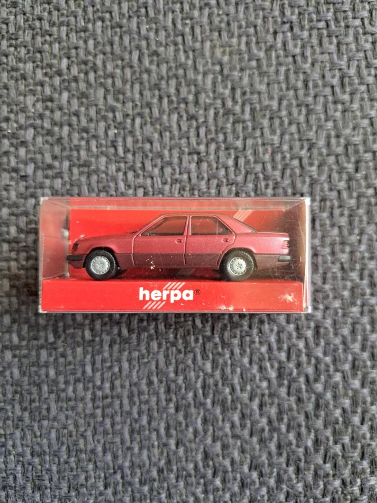 Herpa model mercedes 300 e, Auto, Germany, Zo goed als nieuw, N.b