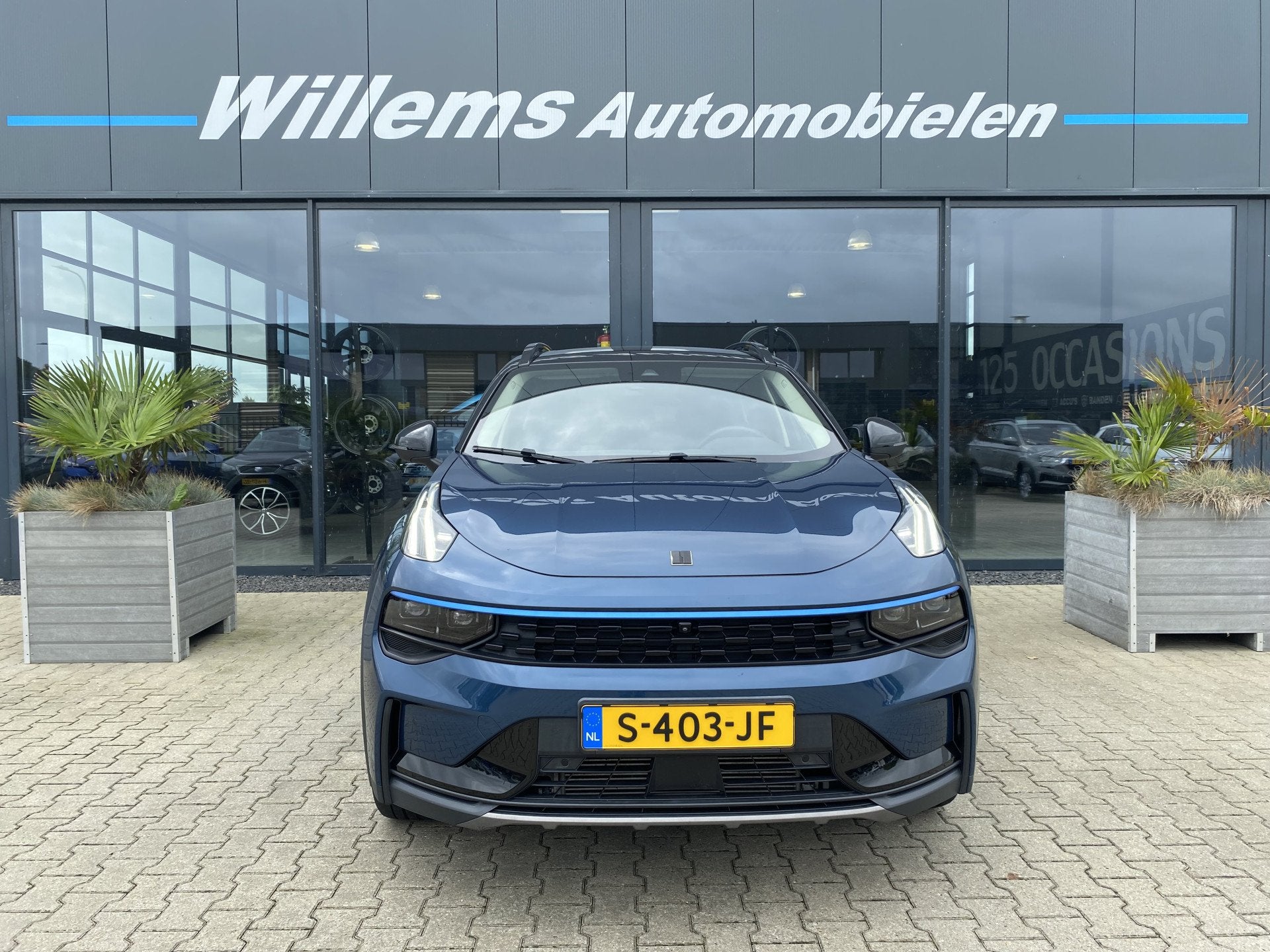 Lynk & Co 01 1.5 App Connect, 360"camera , Panoramadak Verko, Auto's, Dealer onderhouden, Stof, Met garantie (alle), Blauw