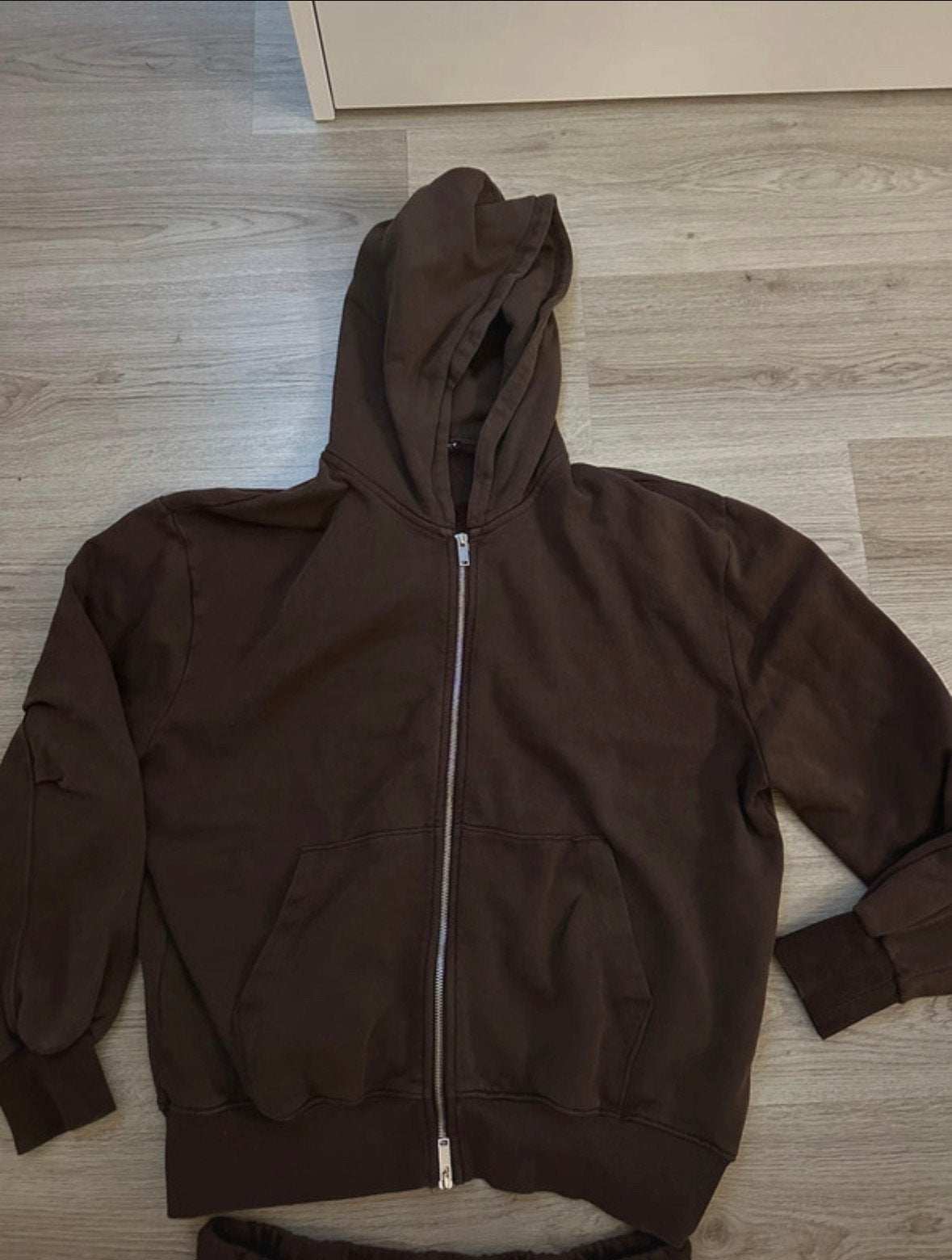 Donkerbruin Zara joggingspak, Ophalen of Verzenden, Zo goed als nieuw, Maat 42/44 (L), Bruin