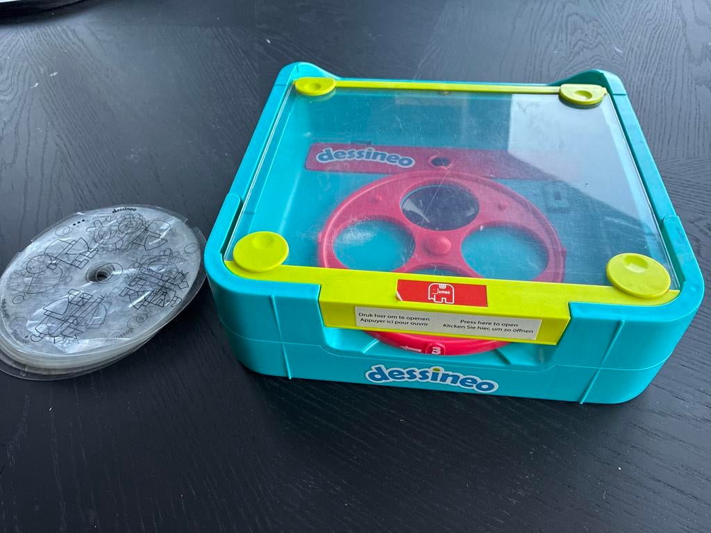 Dessineo Tekenprojector - Leer Tekenen Set, Ophalen of Verzenden, Gebruikt, Knutselen