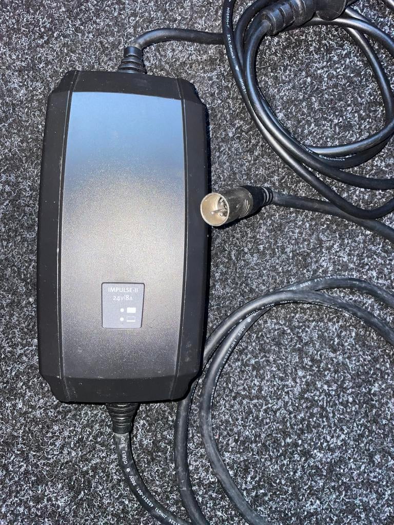 Acculader Impulse 24/8, Ophalen of Verzenden, Gebruikt