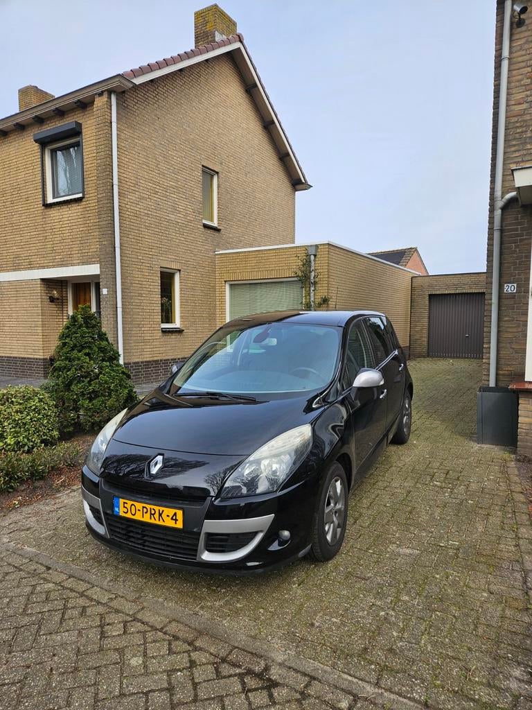 Renault Scénic 1.4 TCE 2011 Benzine Slechts 128000KM, Auto's, Renault, Voorwielaandrijving, 1295 kg, 4 cilinders, Zwart
