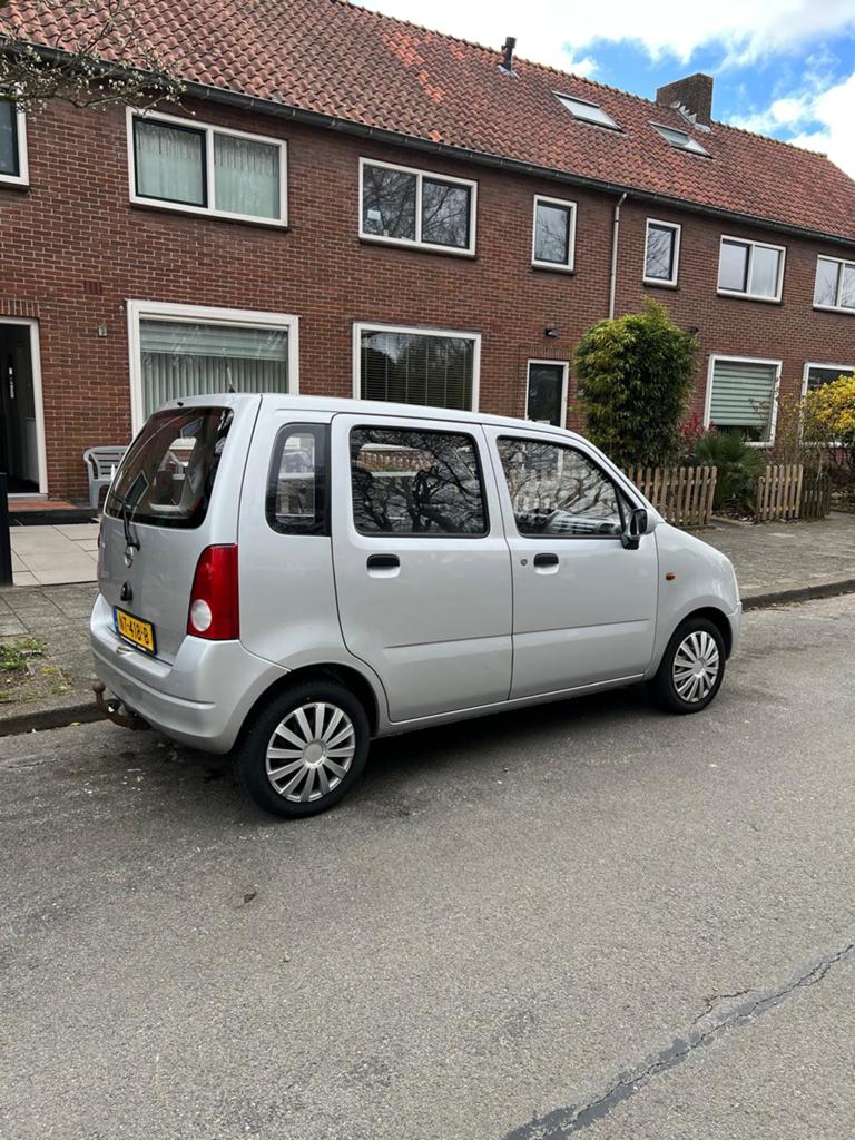 Opel 2003 Grijs APK NIEUW, Voorwielaandrijving, Elektrische ramen, 31 €/maand, 58 pk