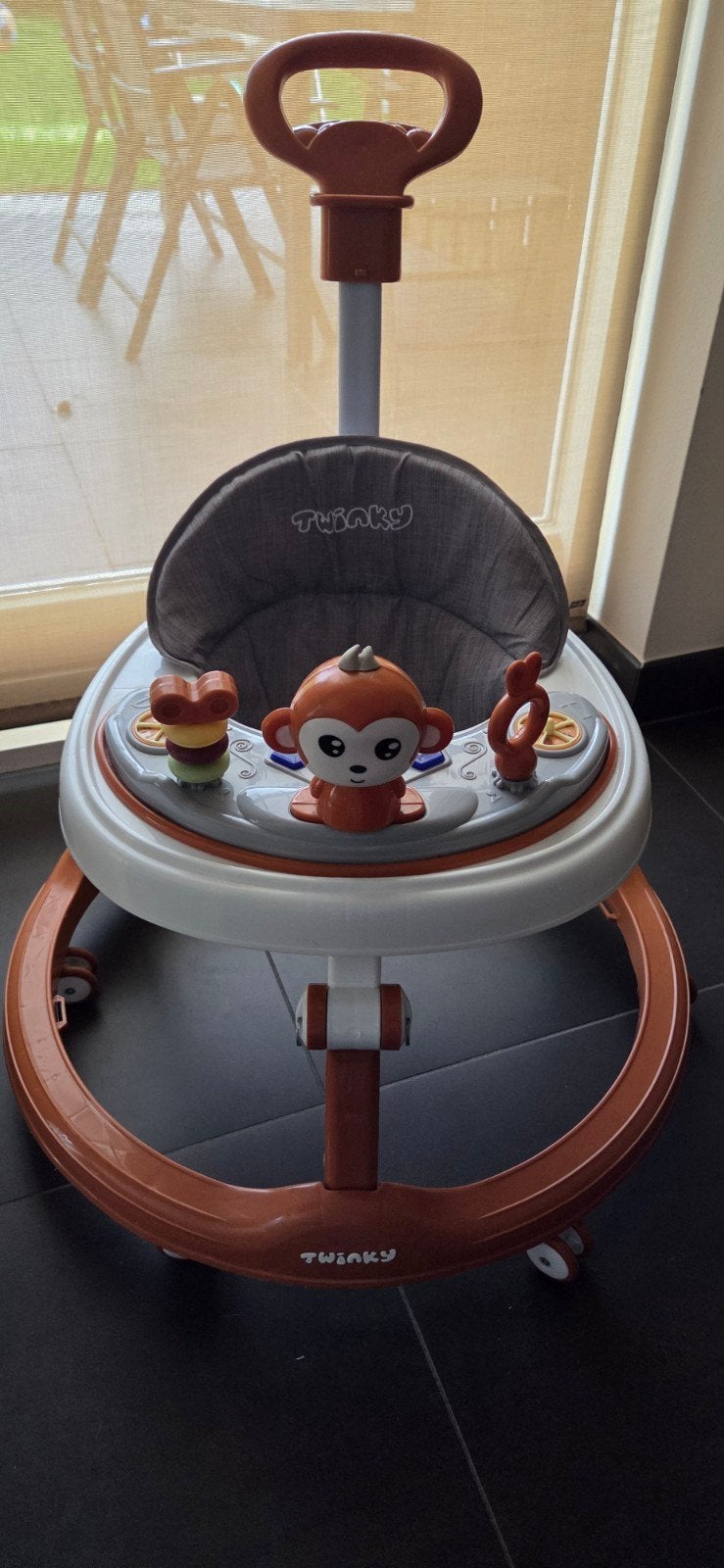Twinky Baby Walker - Loopstoel met speelblad, Ophalen, Gebruikt