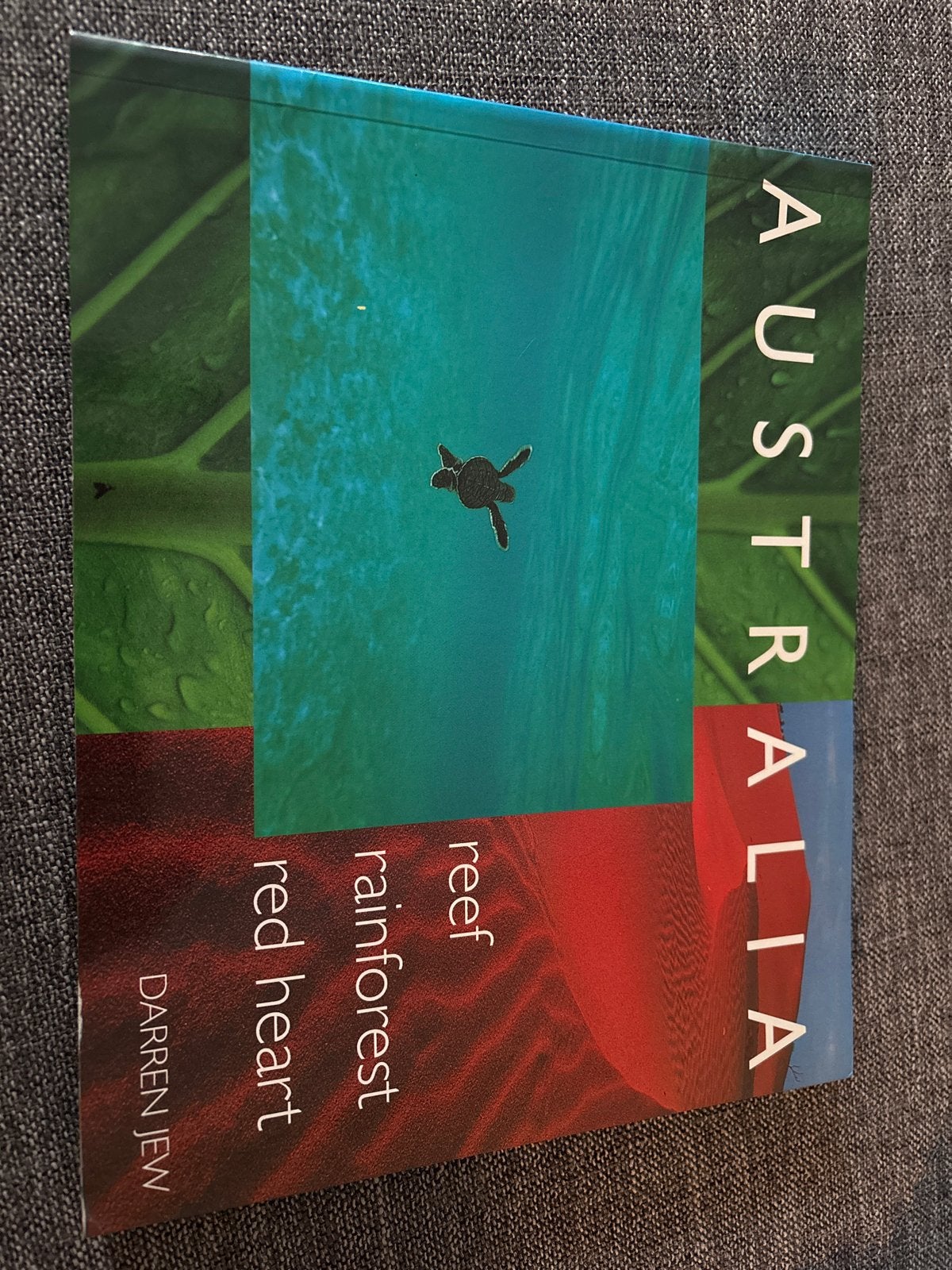 Australië: Reef, Rainforest, Red Heart - Reisgids, Overige merken, Zo goed als nieuw, Reisgids of -boek, Australië en Nieuw-Zeeland