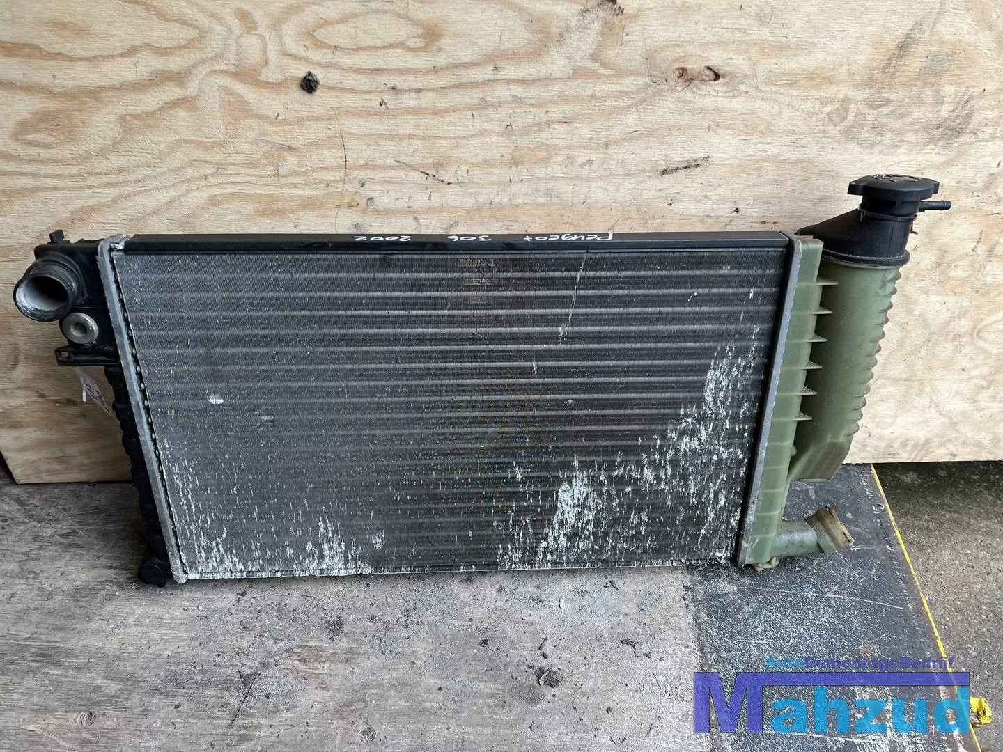 PEUGEOT 306 1.6 radiateur 1993-2003, Taurusavenue 1
2132 LS  Hoofddorp, NL, Gebruikt, Contact.group@renault.com, Stellantis N.V.