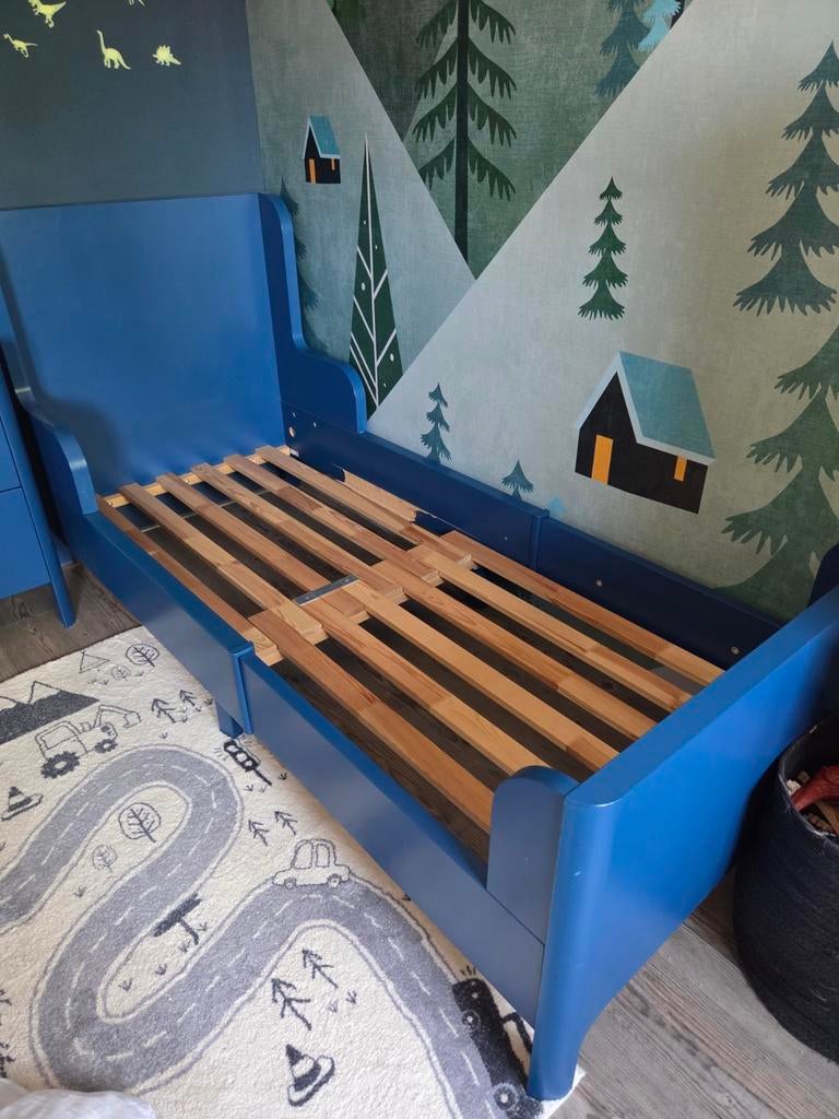 Kinderkamer set met een uitschuifbaar bed!, Ophalen, 85 tot 100 cm, Gebruikt, Lattenbodem