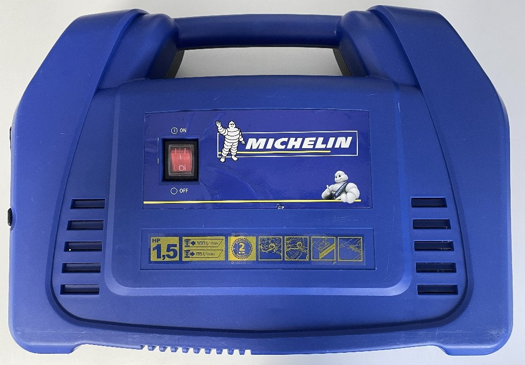 Michelin compressor 220 V inclusief toebehoren