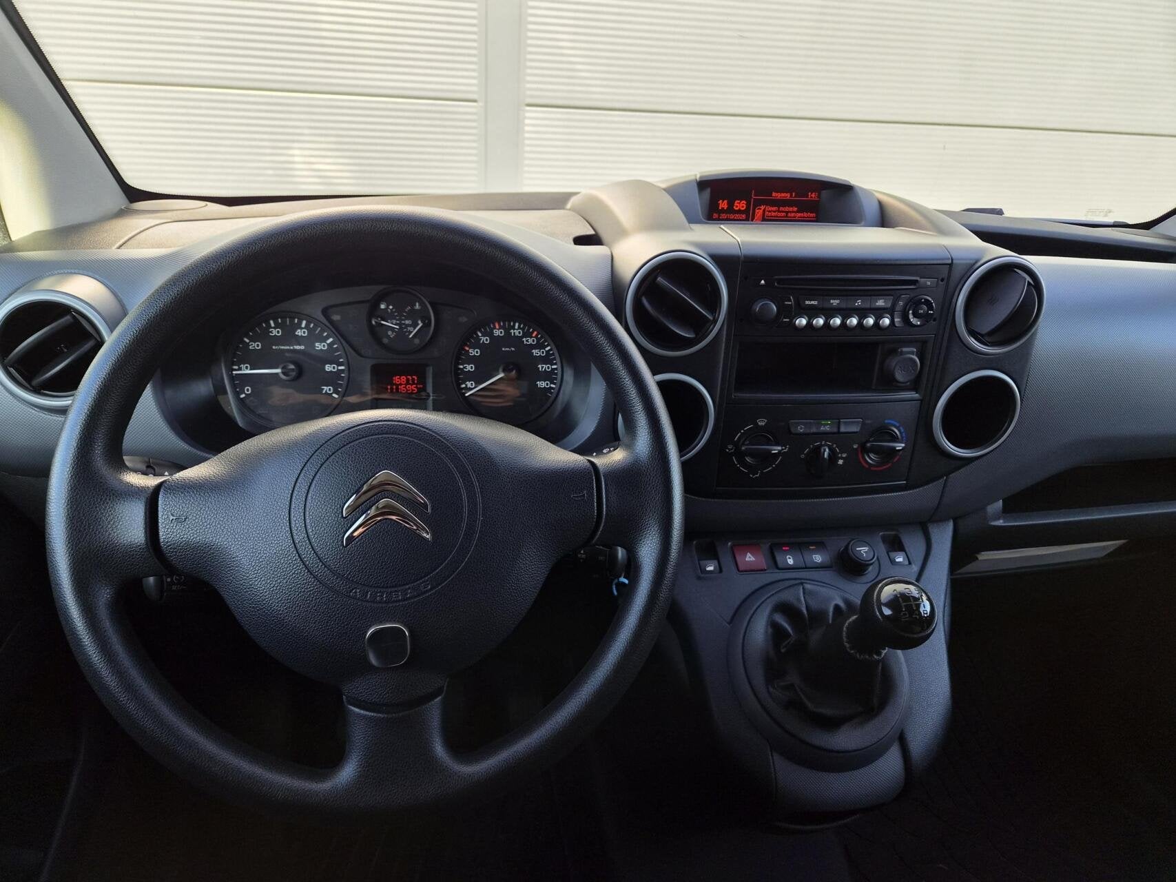 Citroen Berlingo 1.6 BlueHDI Airco Cruise Sidebars Marge, 4 cilinders, Citroën, Zwart, Bedrijf