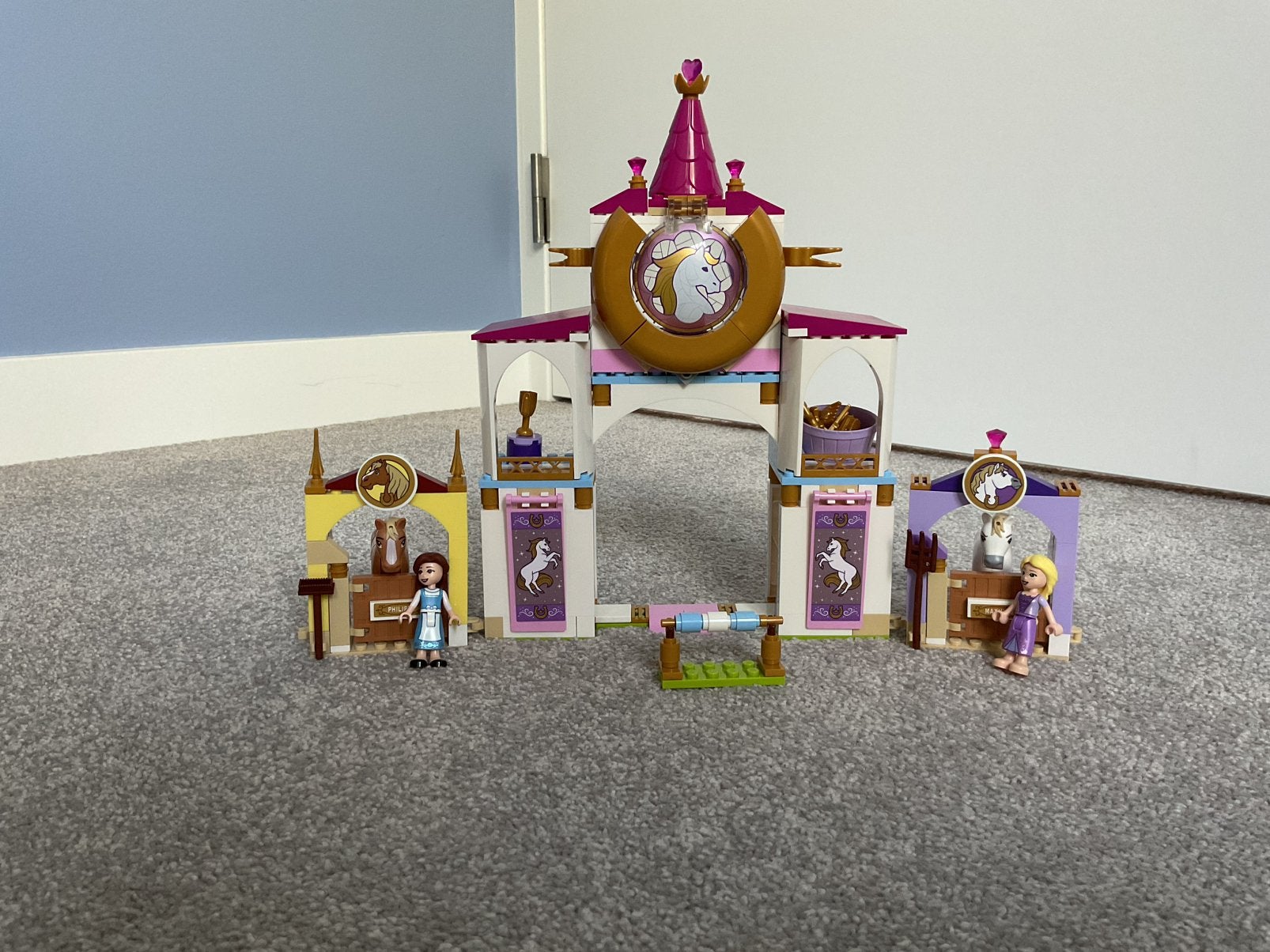 Prinssen stal, Inclusief minifiguren, Lego, Ophalen of Verzenden, Zo goed als nieuw