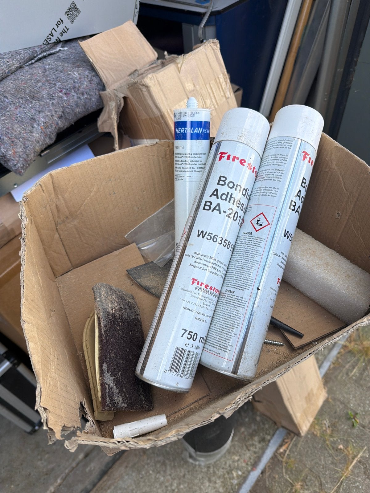 EPDM Toebehoren: Firestone Bondingspray en HERTALAN KS205, Ophalen of Verzenden, Nieuw, Overige materialen, Minder dan 5 m²