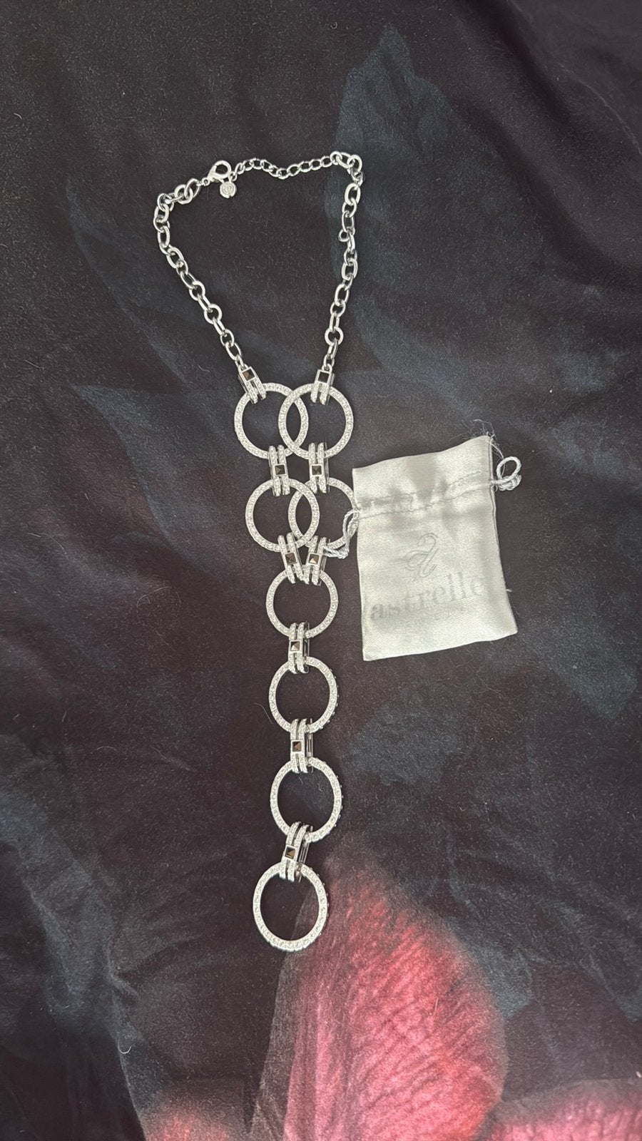Splinternieuwe astrelle swarovski ketting lang twv 199 eueo, Ophalen of Verzenden, Zo goed als nieuw