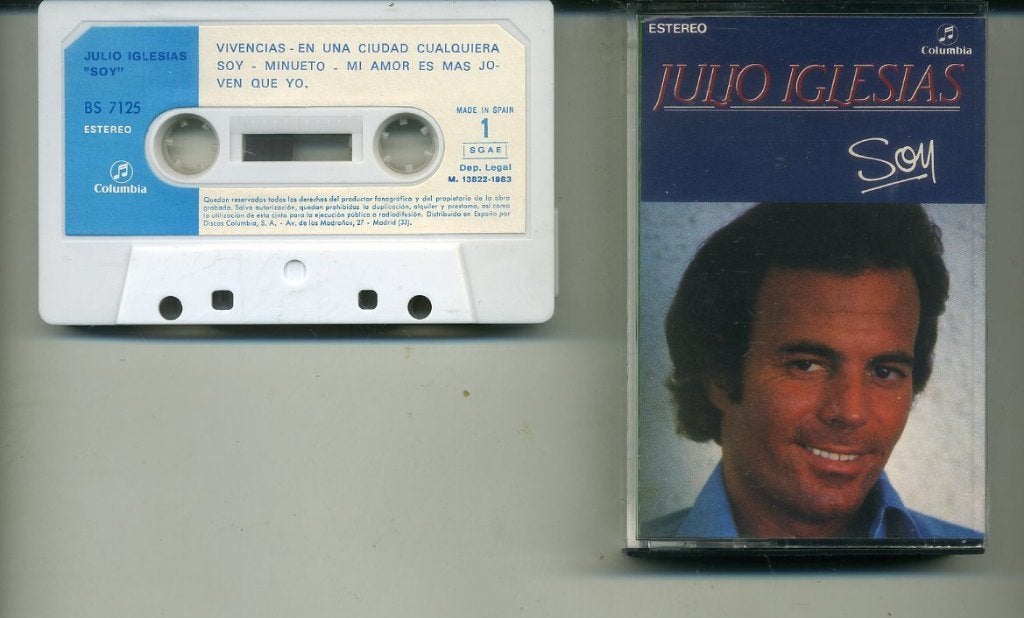 Julio Iglesias – Soy 10 nrs cassette 1983 ZGAN, Latin en Salsa, 1 bandje, Ophalen of Verzenden, Zo goed als nieuw