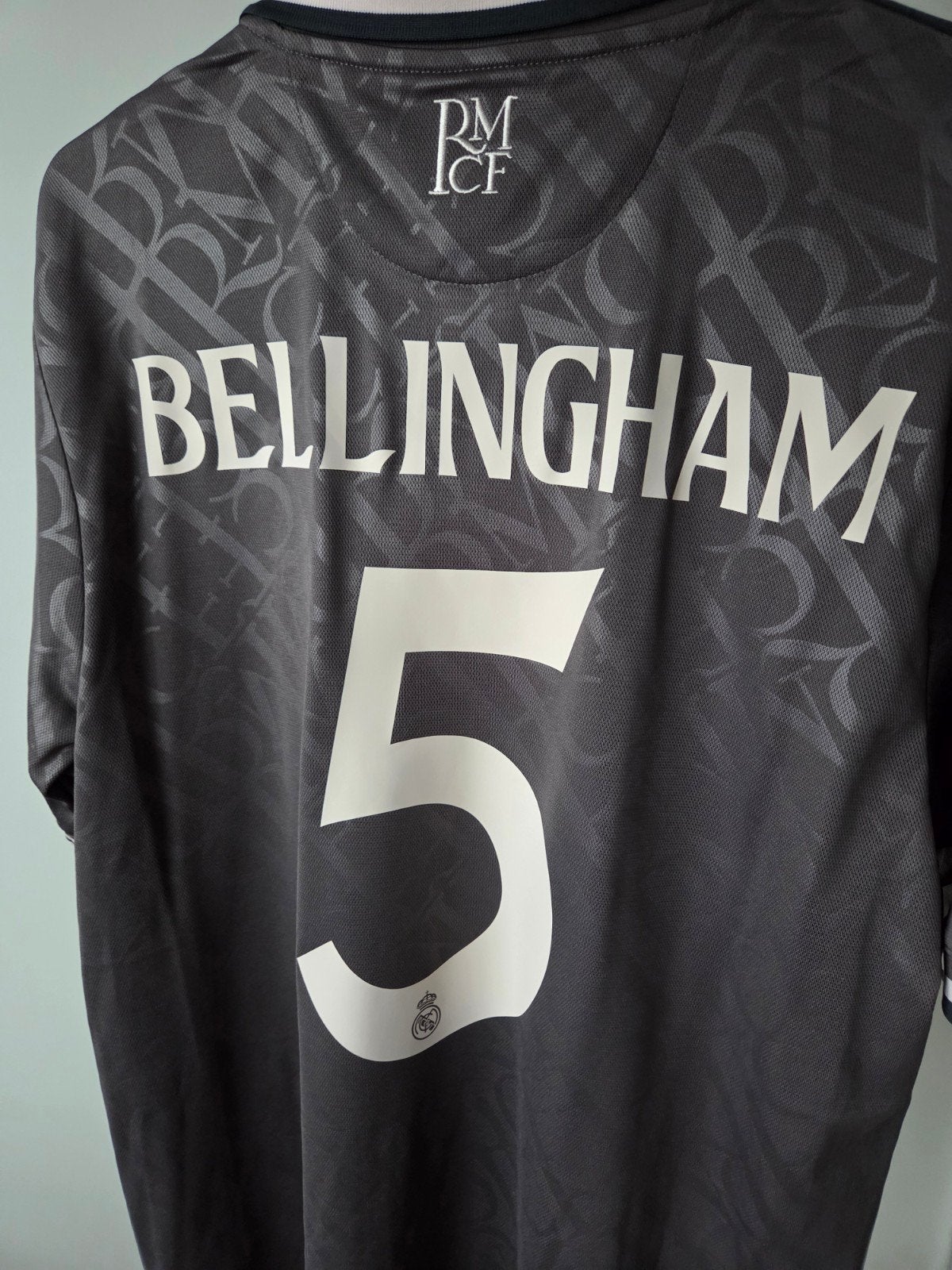 origineel real madrid shirt maat Medium - Bellingham, Verzamelen, Ophalen of Verzenden, Nieuw, Buitenlandse clubs, Shirt