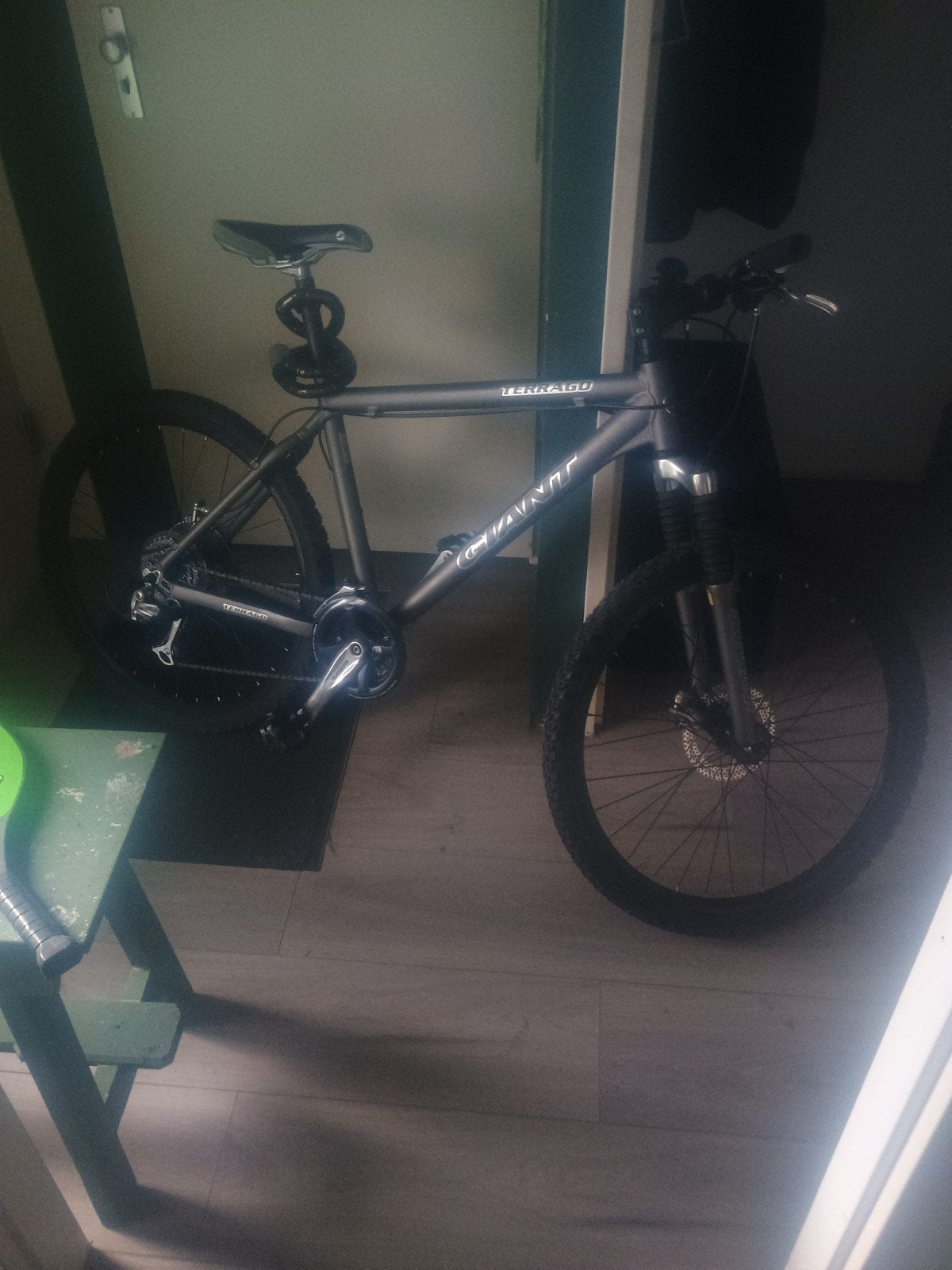 Giant Terrago Mountainbike - Zo goed als nieuw, Ophalen, Giant, Zo goed als nieuw, Meer dan 20 versnellingen