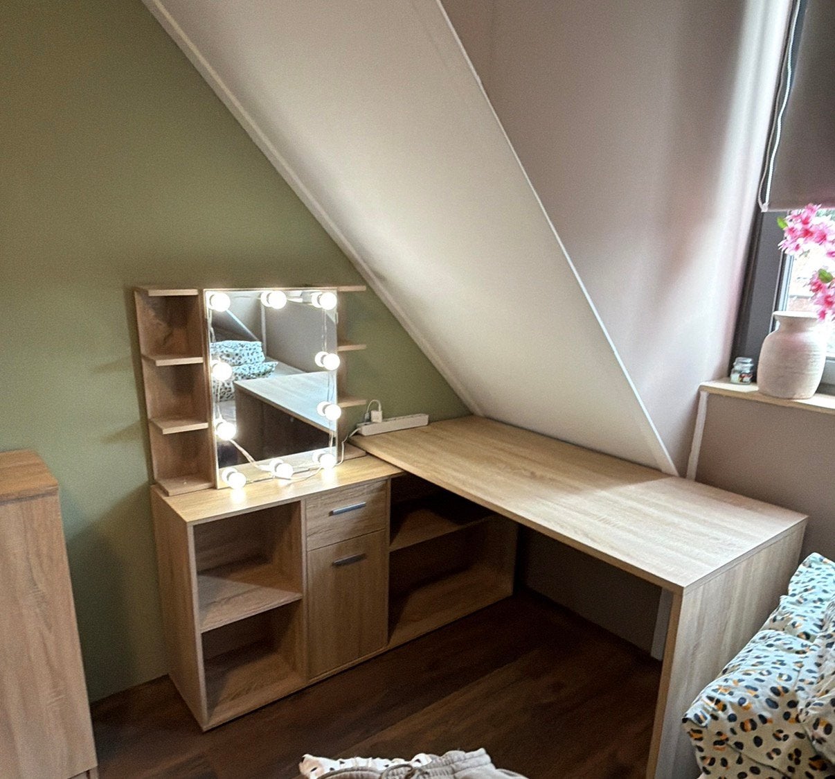Licht eiken bureau, Ophalen
