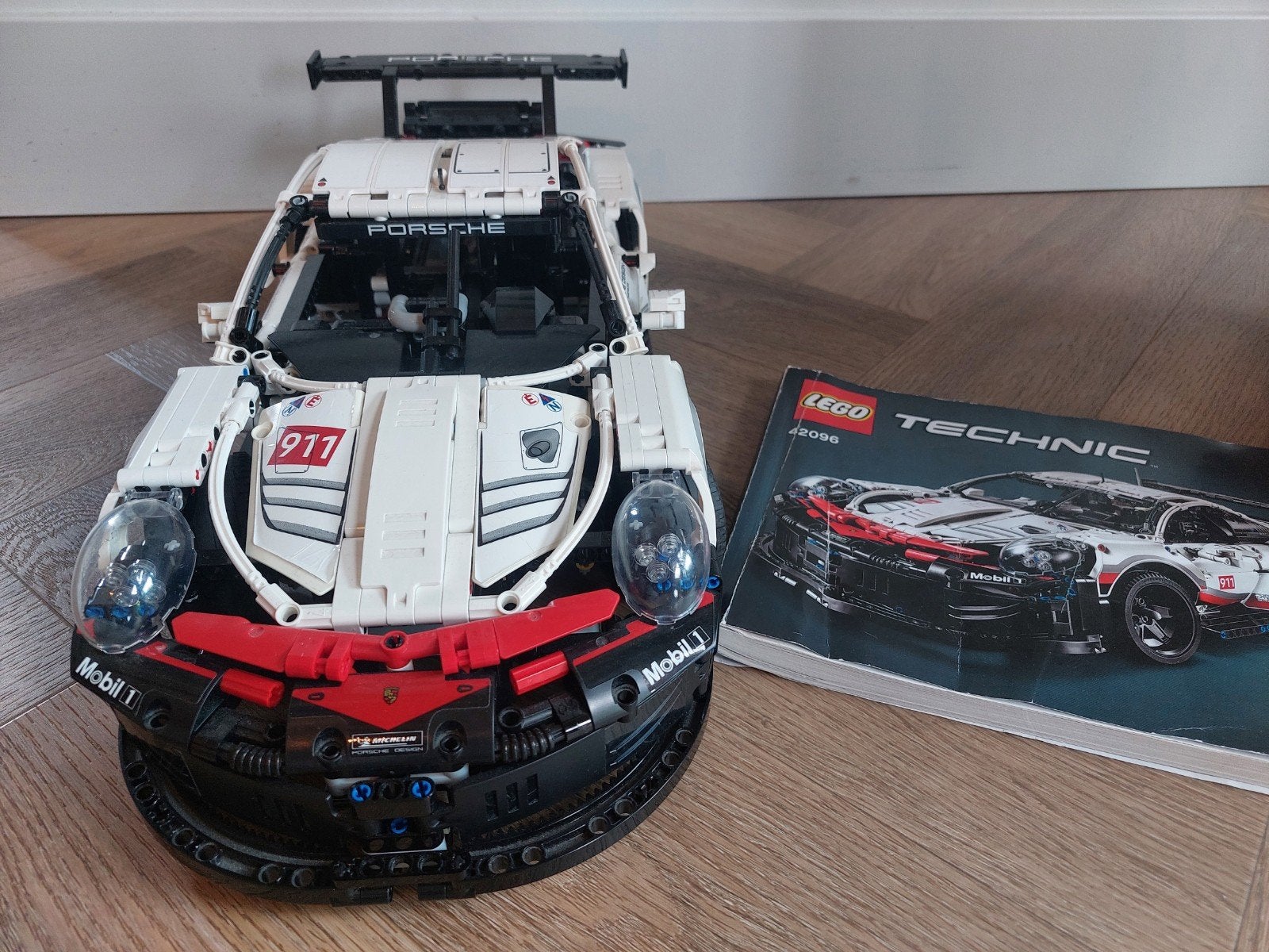 Foto 5 van LEGO TECHNIC Porsche 911 – set 42096