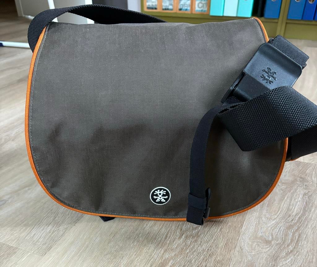 Crumpler New Delhi 390 cameratas, Ophalen of Verzenden, Nieuw, Schoudertas, Crumpler