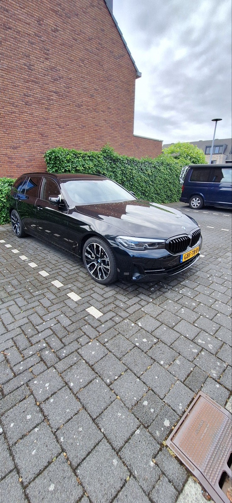 BMW 5-Serie 530e 292pk Xdrive Aut 2021 Zwart, Auto's, BMW, Automaat, 1998 cc, 1935 kg, Zwart