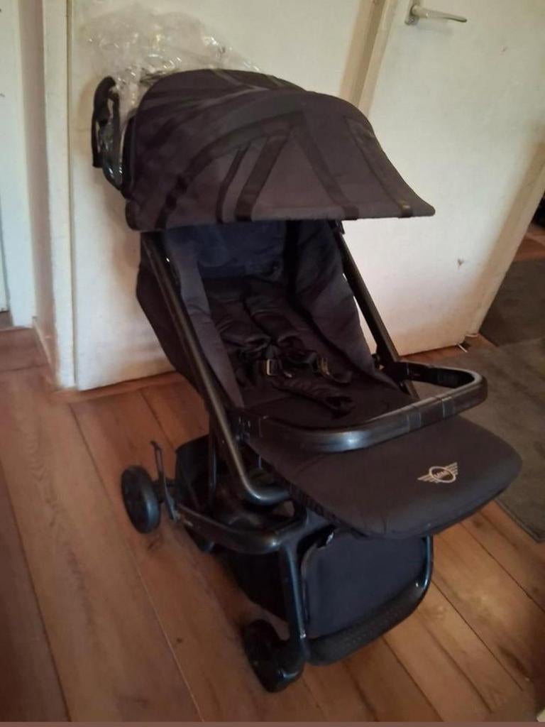 Te koop, Easy walker merk kinder wagen met slaap functie., Ophalen, Voetenzak