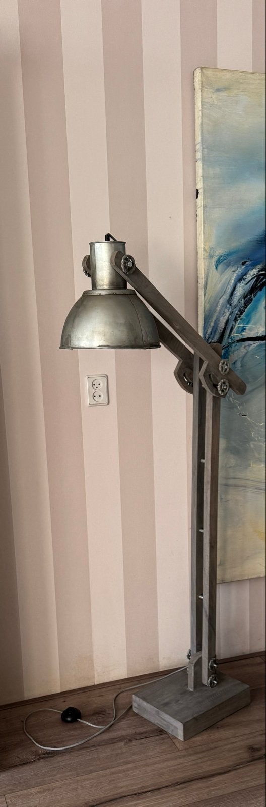 Industriële Vloerlamp met Houten Frame en Metalen Kap, Ophalen, E27 (groot), Zo goed als nieuw, 150 tot 200 cm