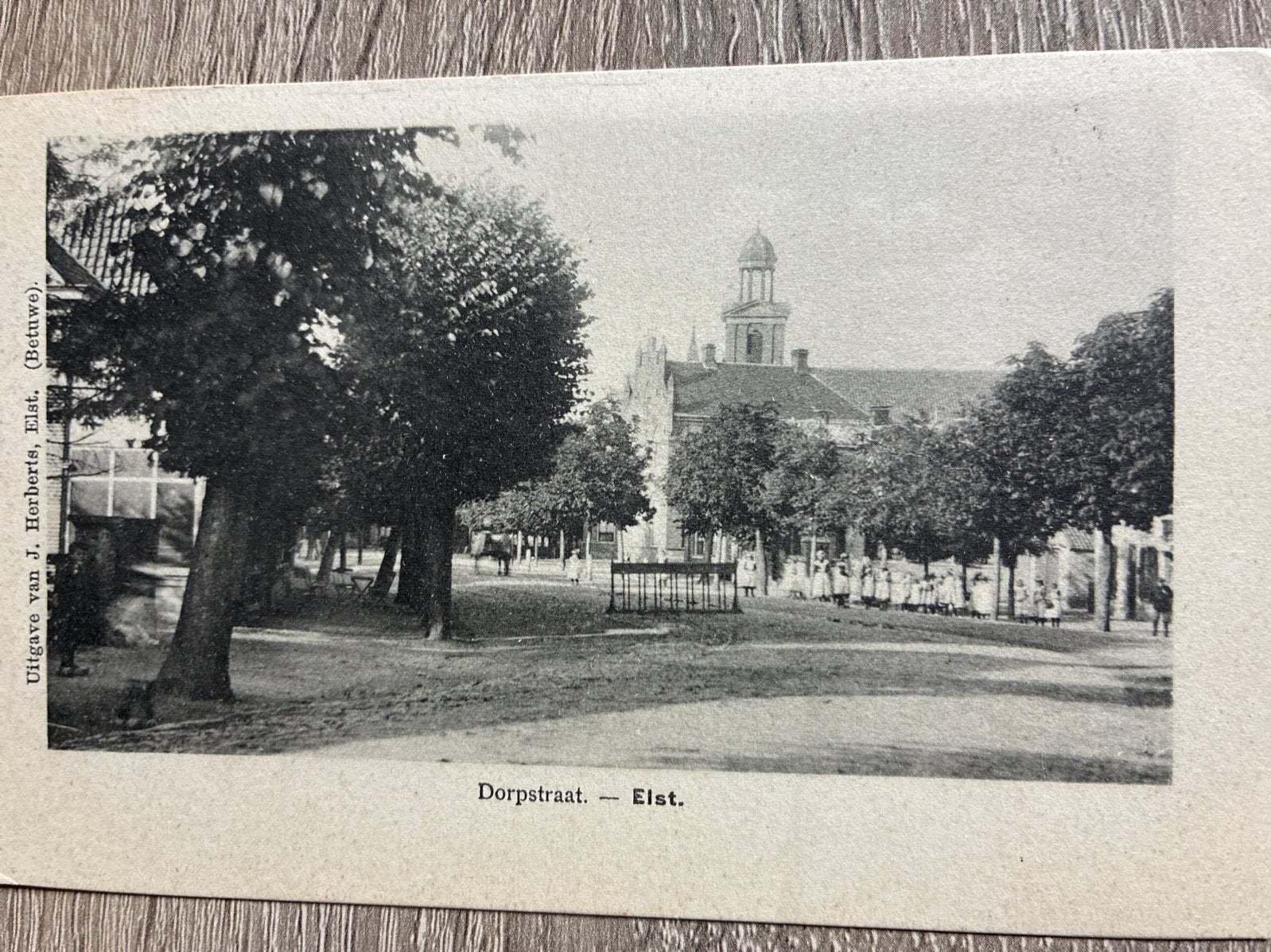 Oude Ansichtkaart Dorpsstraat Elst (Betuwe), Verzamelen, Ophalen of Verzenden, Voor 1920, Ongelopen, Gelderland