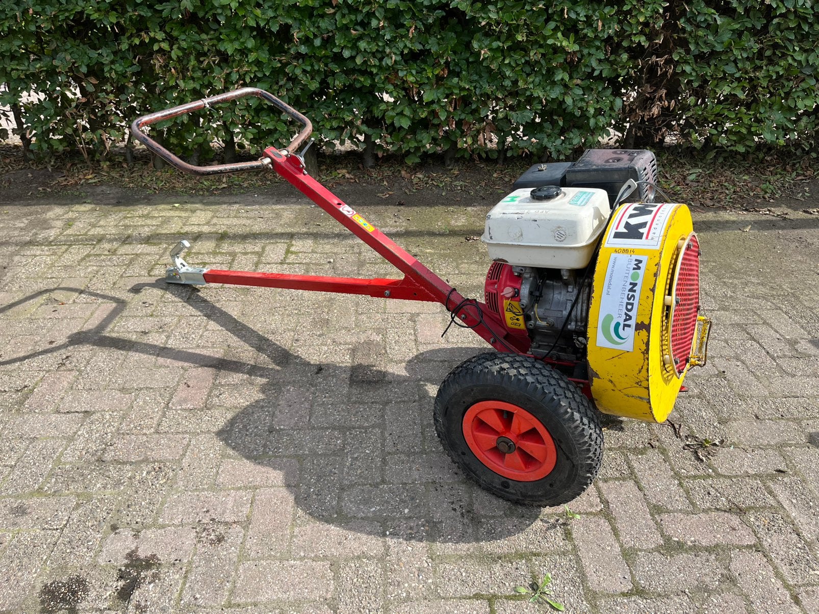 KWH bladblazer met Honda benzinemotor, Ophalen, Gebruikt