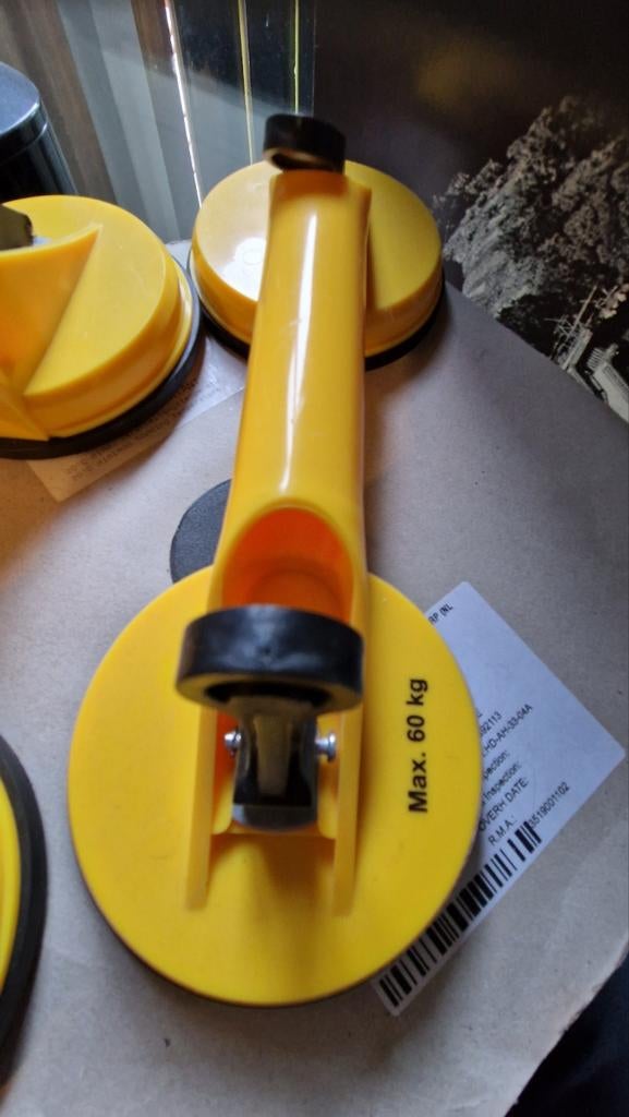 3x Zuignap glasdrager - Max. 60 kg - Geel, Ophalen, Nieuw