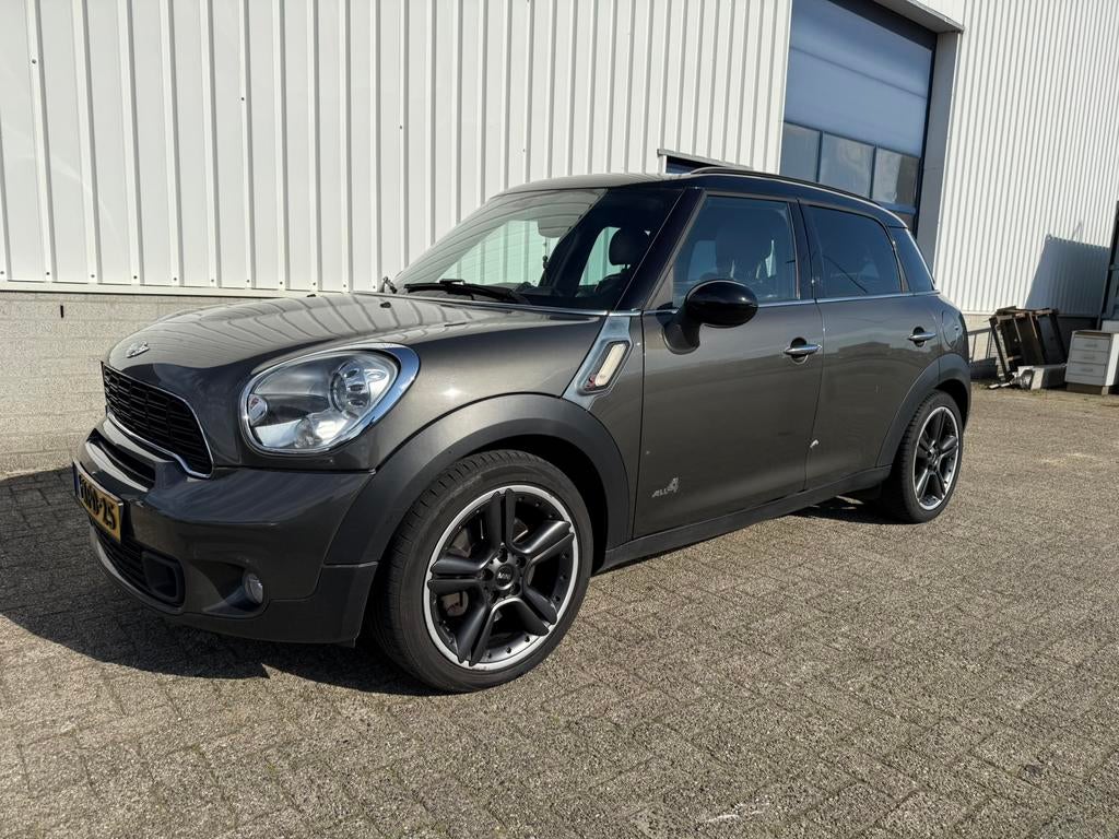 Mini Countryman 1.6 Cooper S All4 AUT 2011 Grijs, 1380 kg, Zwart, 4 stoelen, 75 €/maand