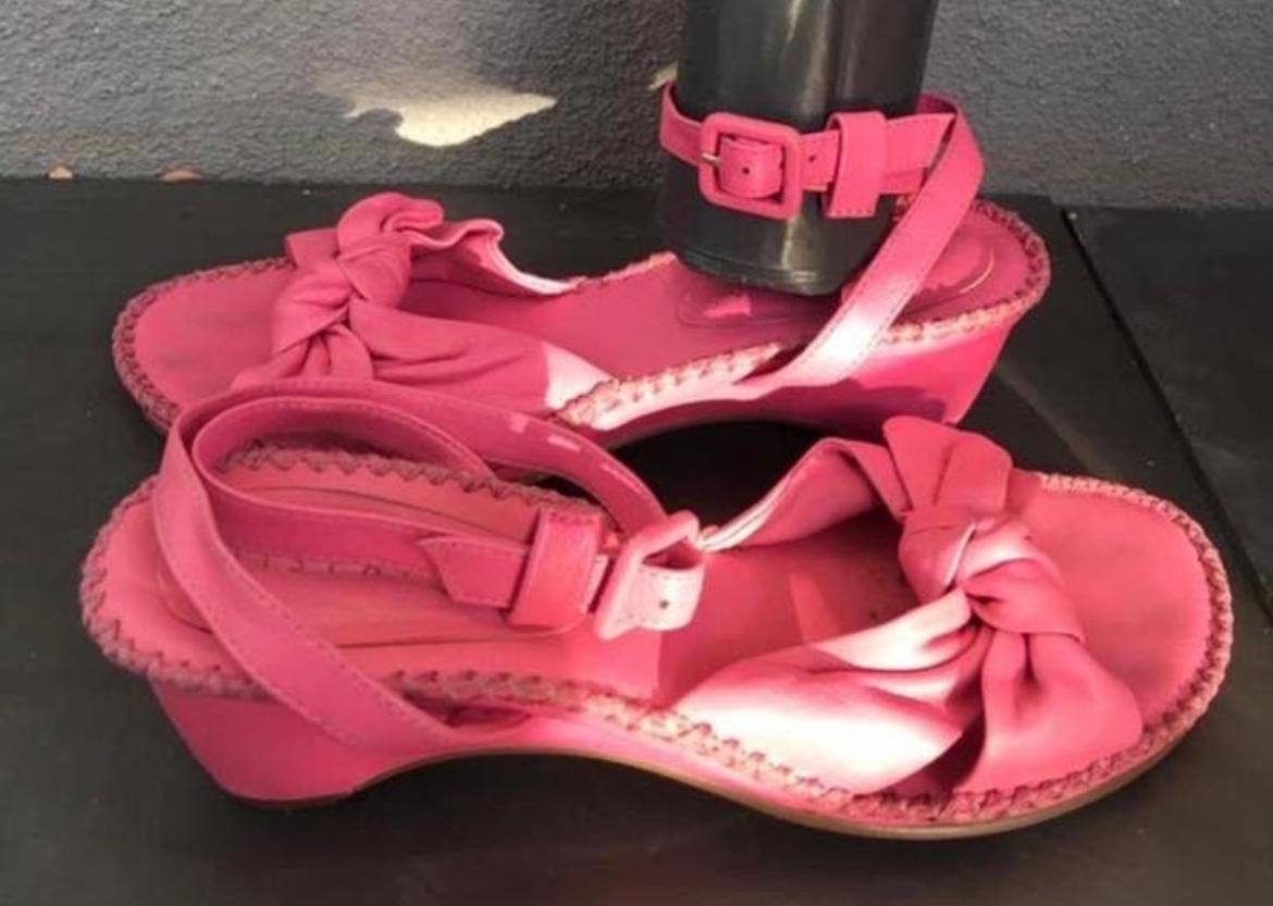 Elegante roze leren sleehak slippers van Hispanitas, Ophalen, Sandalen of Muiltjes, Roze, Gedragen