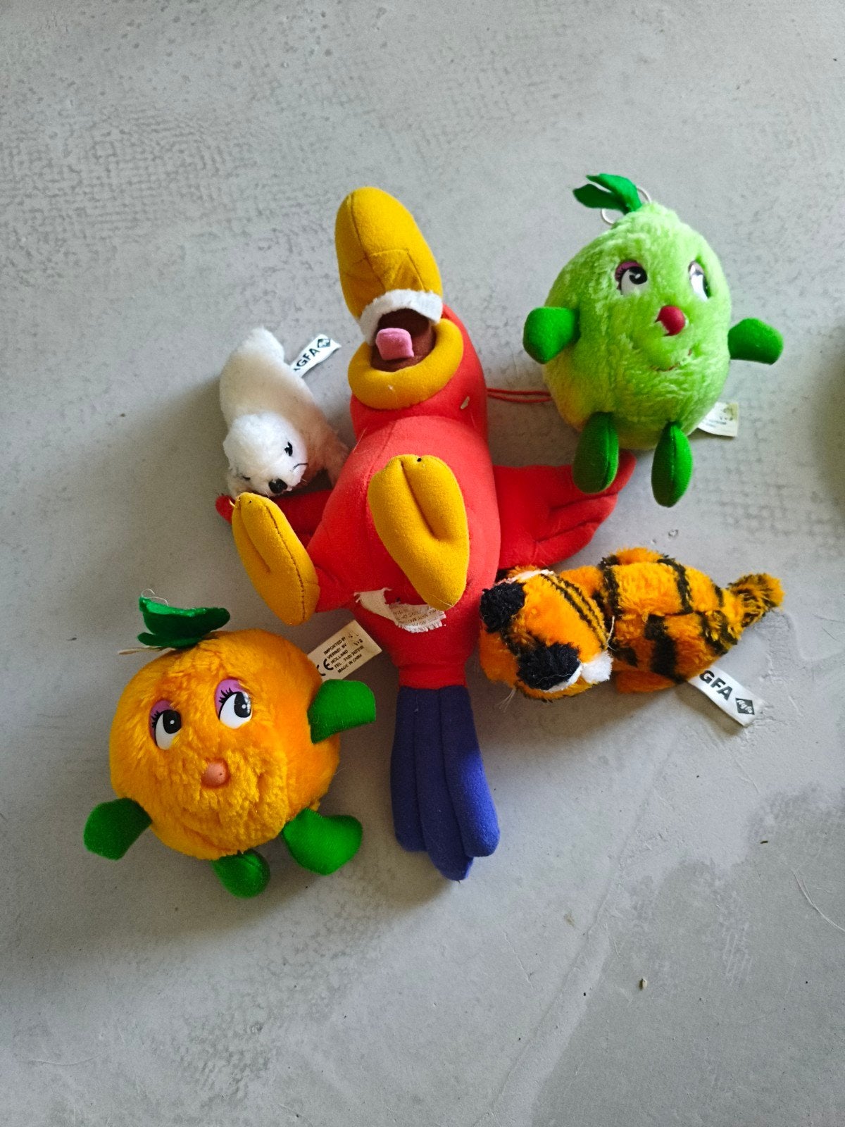 Leuke knuffels: papegaai, tijger, zeehond en fruit, Ophalen, Gebruikt, Overige merken, Overige karakters